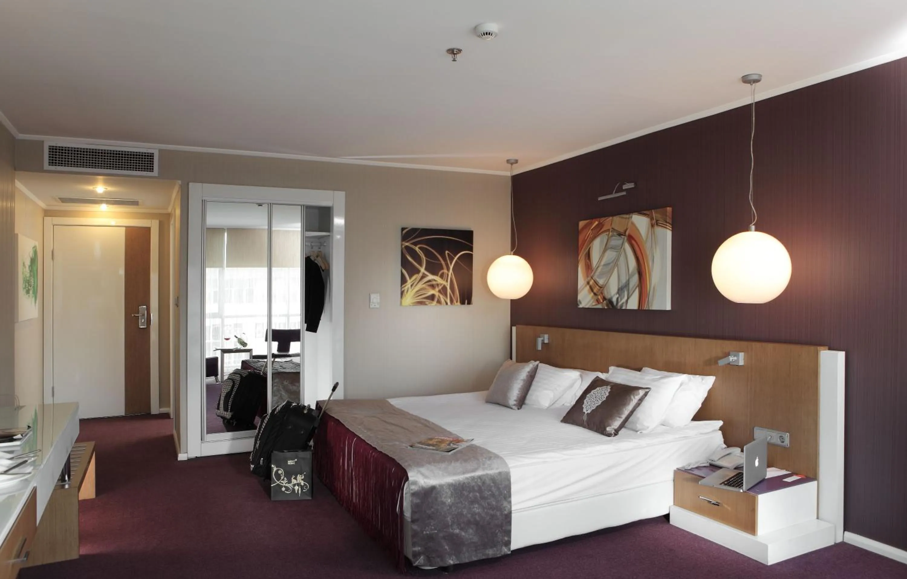 Photo of the whole room, Bed in City Hotel Ankara