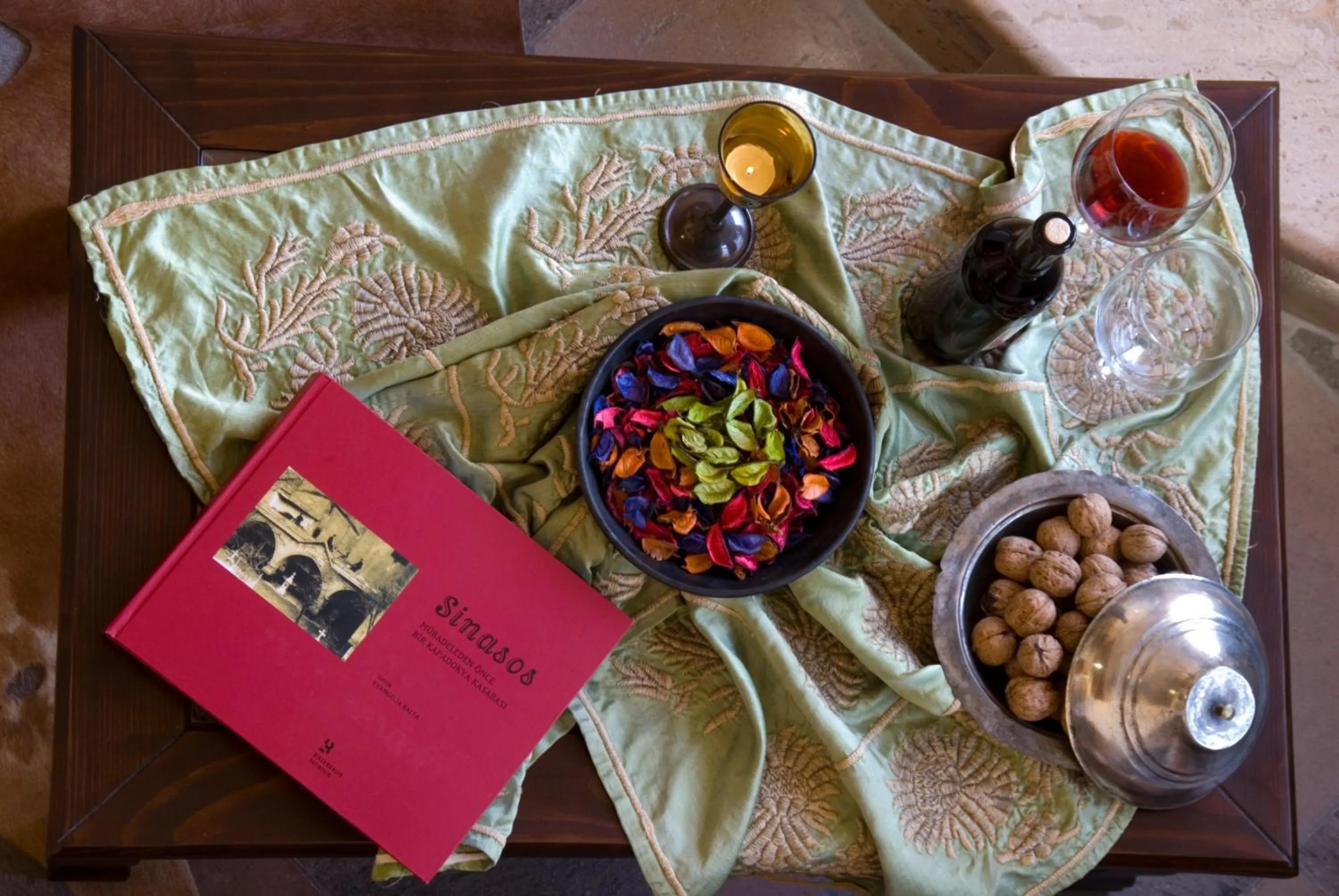 Kitchen or kitchenette in Cappadocia Perimasali Cave Hotel