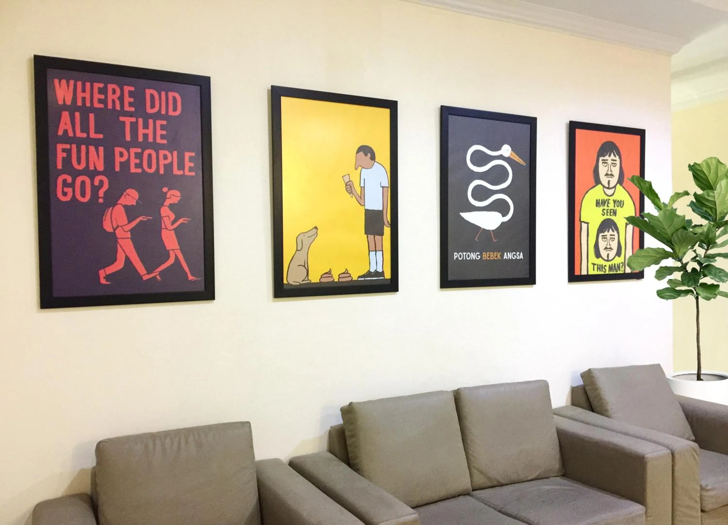 Communal lounge/ TV room in Wisma Sentosa