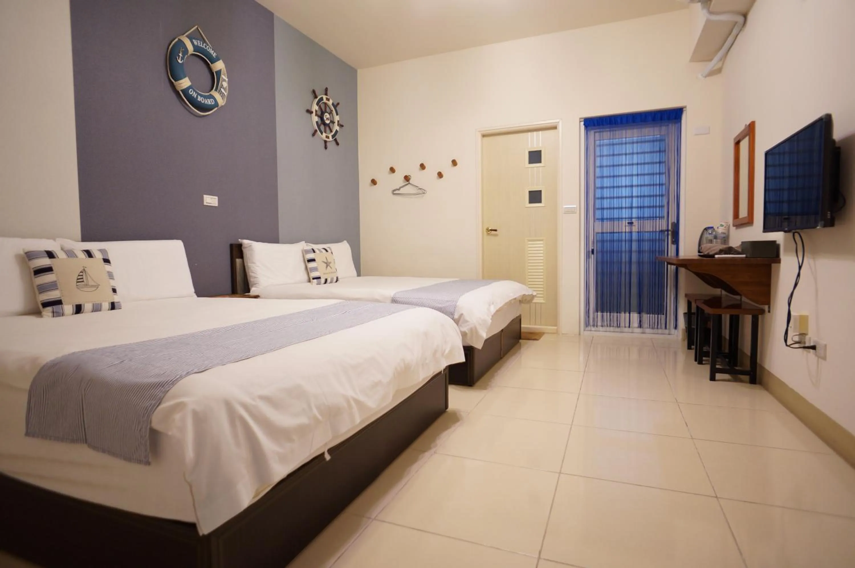 Bed in The Green Mile Field B&B