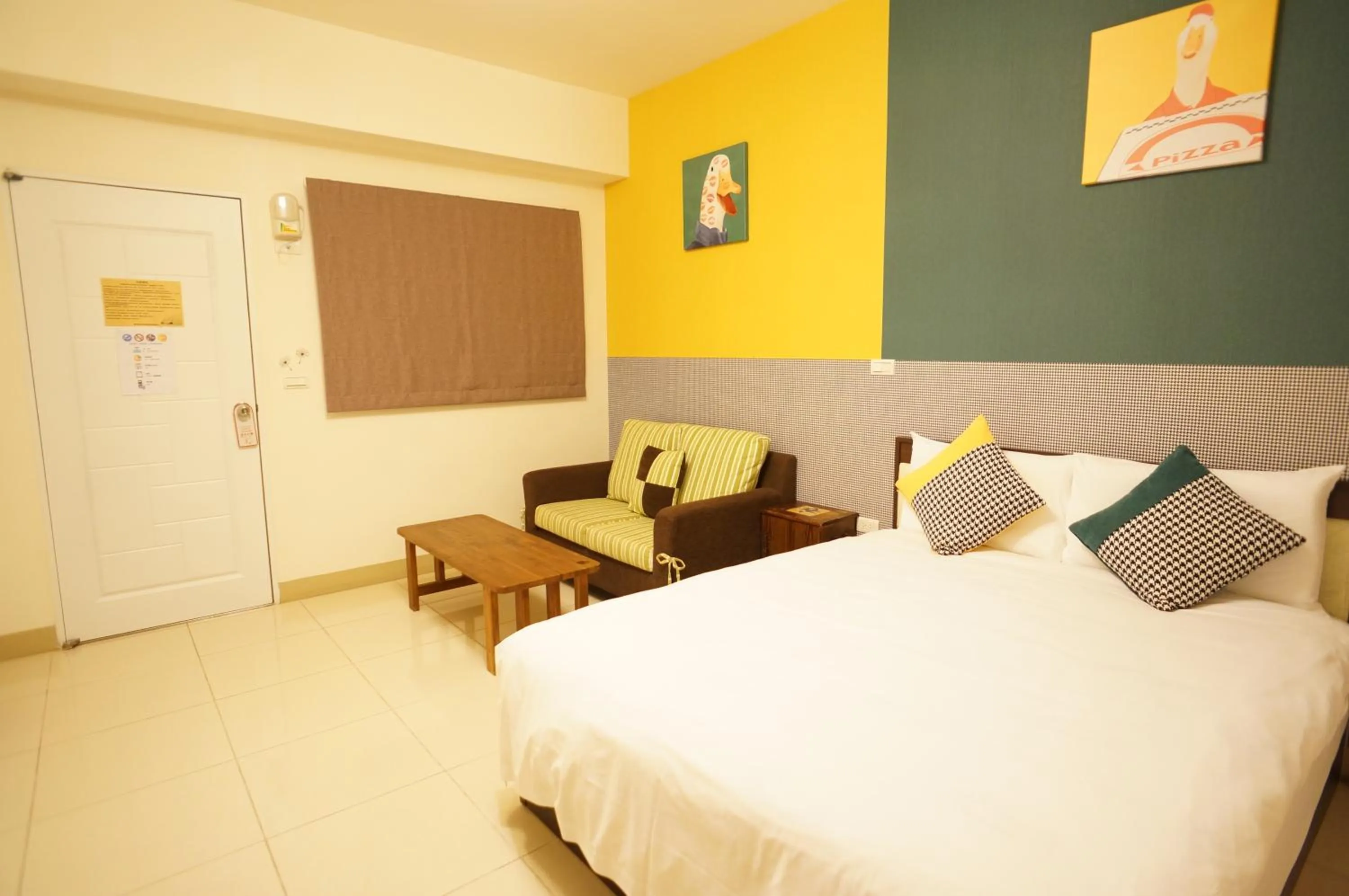 Bed in The Green Mile Field B&B