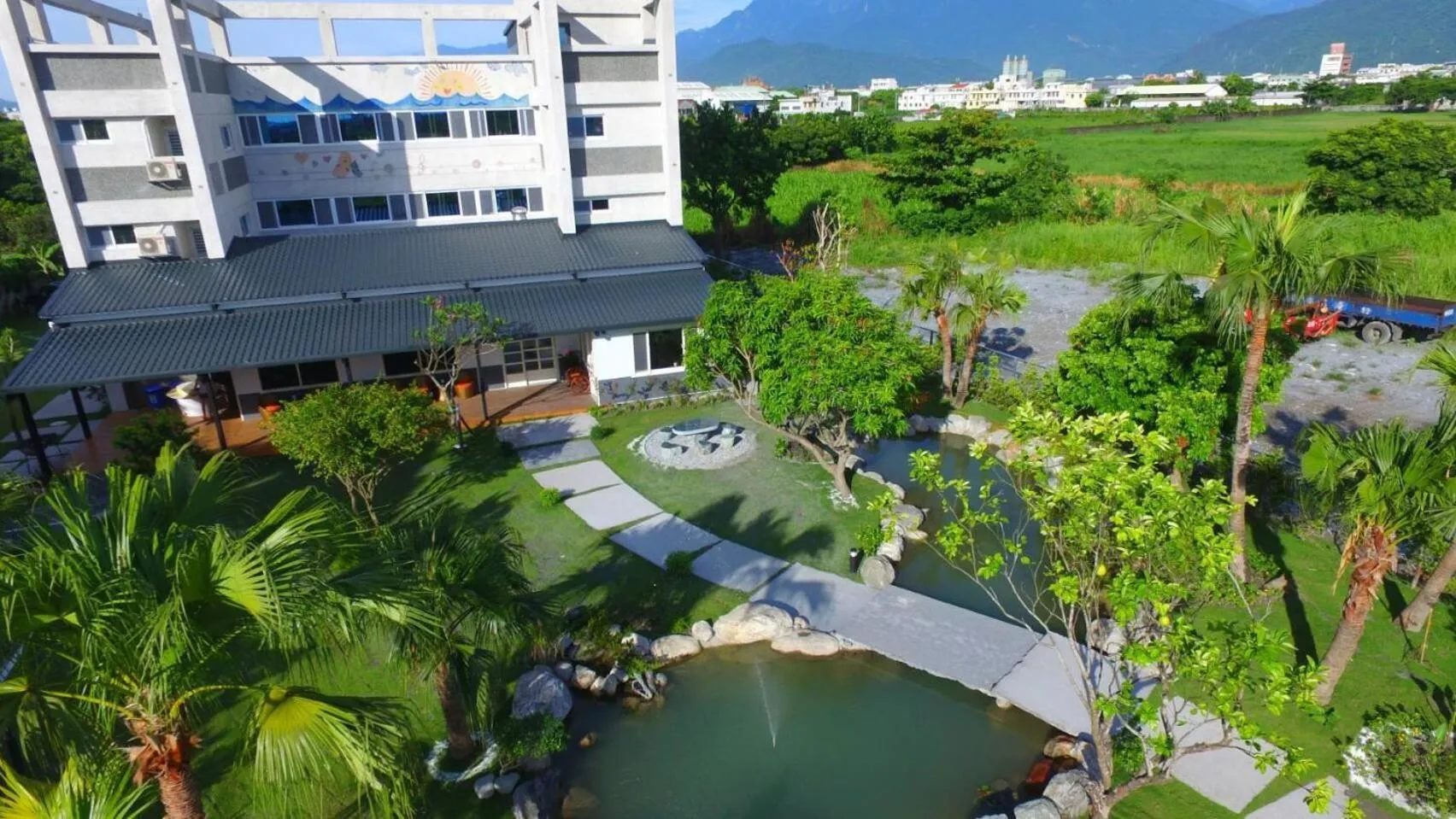 Bird's eye view in The Green Mile Field B&B