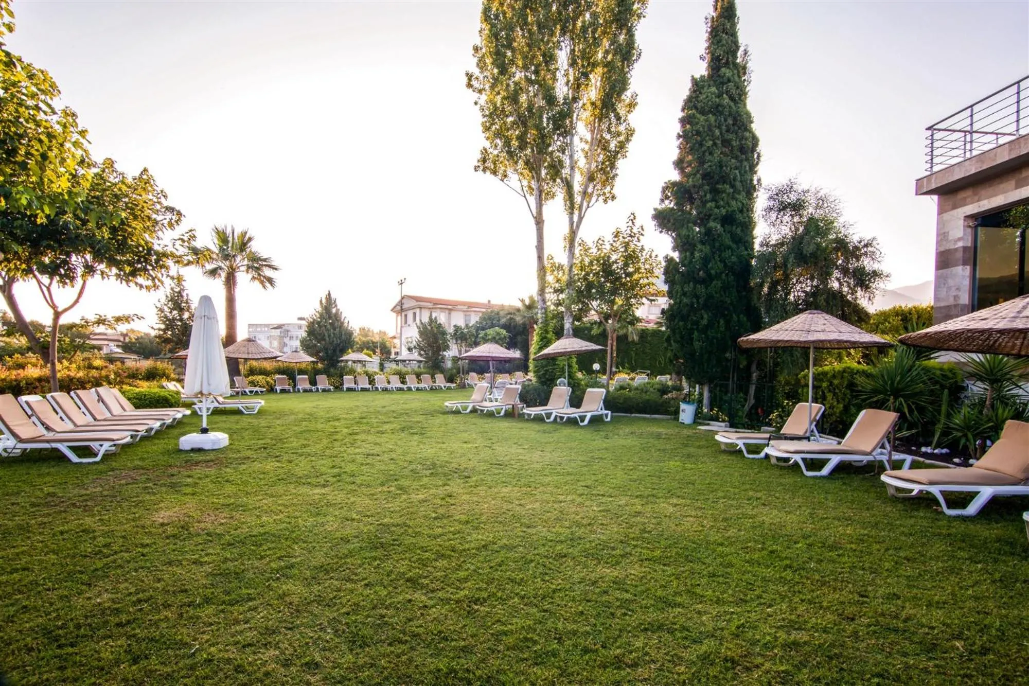 Garden view in Hotel Akbulut & Spa