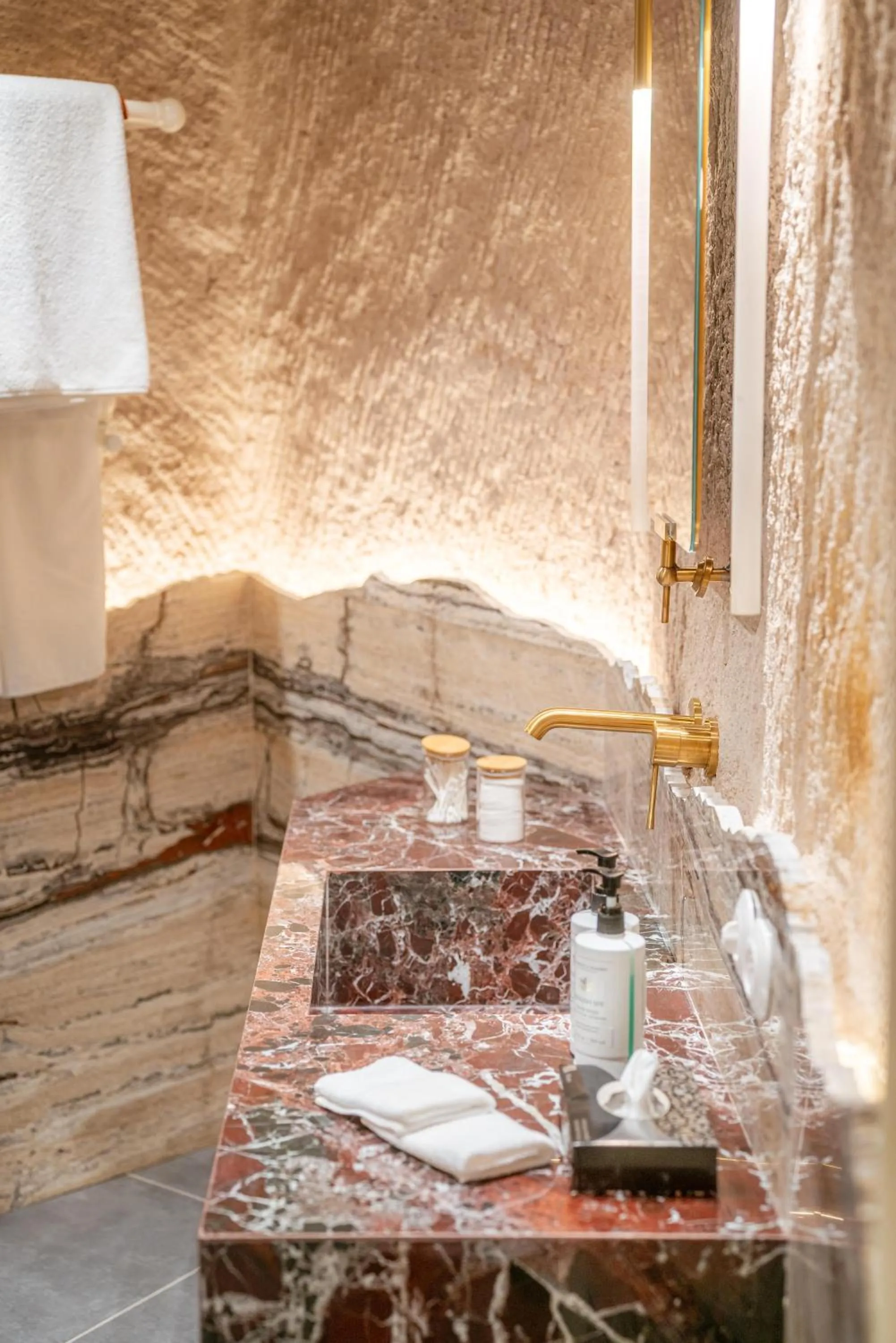 Photo of the whole room in Taskonaklar