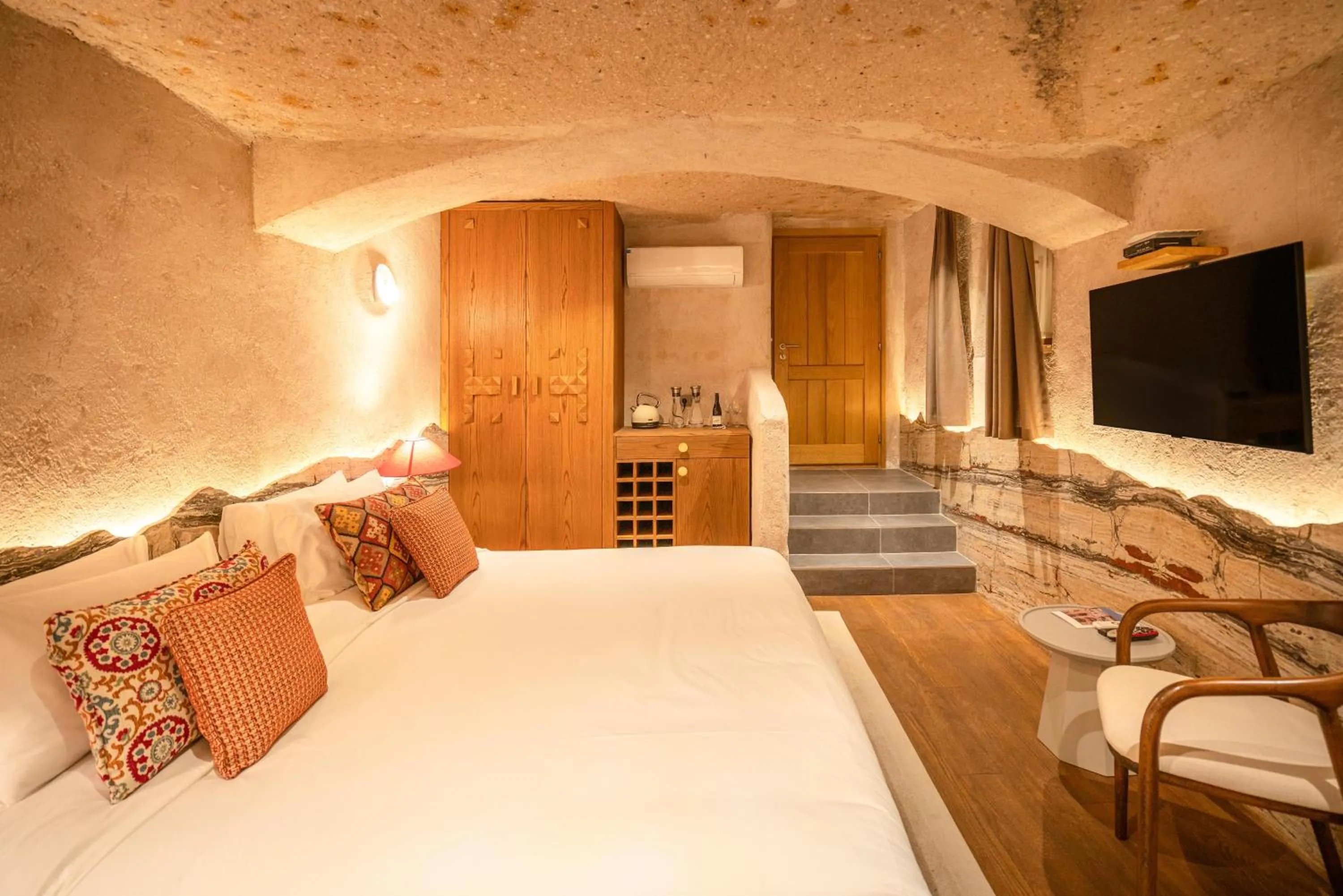 Photo of the whole room, Bed in Taskonaklar