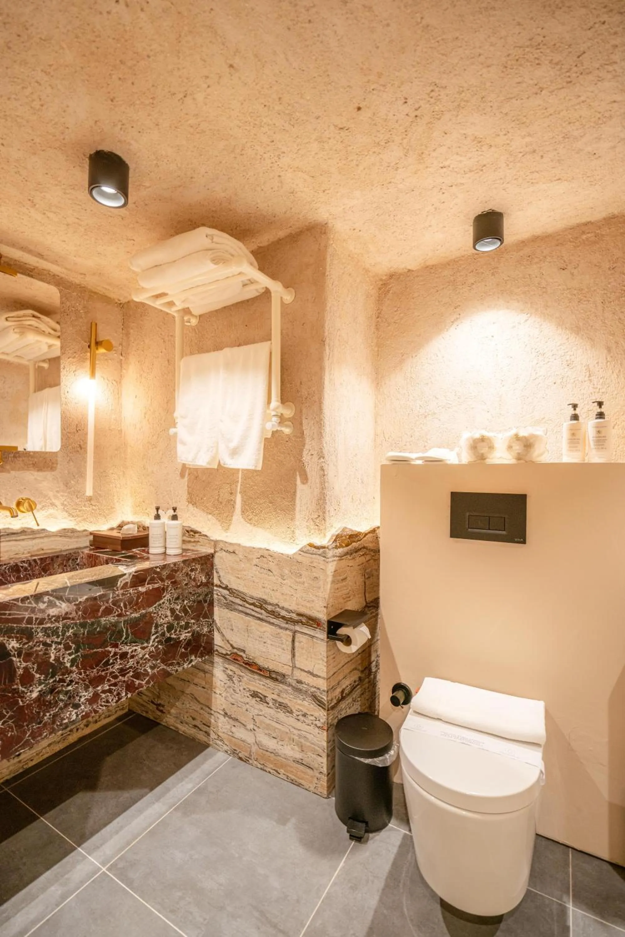 Bathroom in Taskonaklar