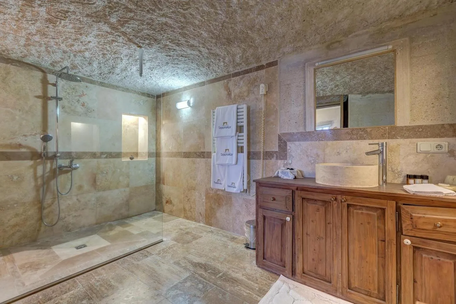 Bathroom in Taskonaklar