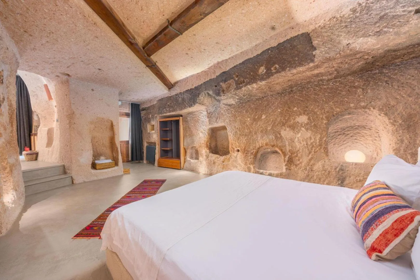 Photo of the whole room, Bed in Taskonaklar