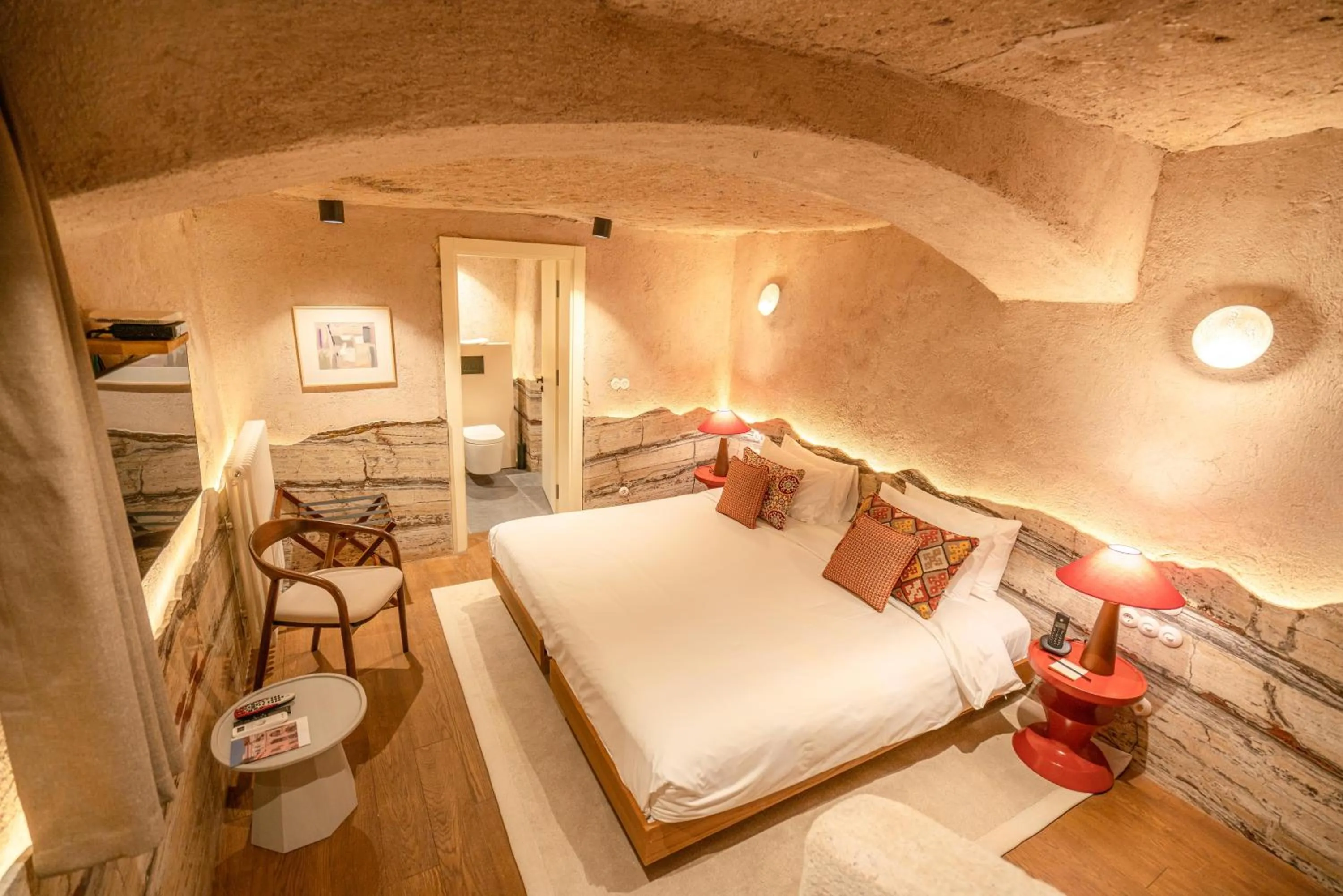 Photo of the whole room, Bed in Taskonaklar