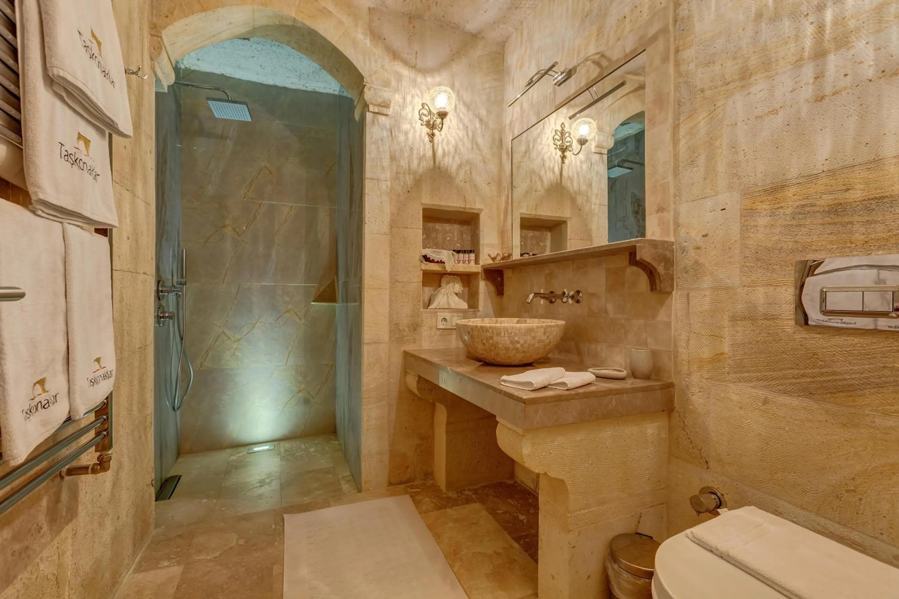 Bathroom in Taskonaklar