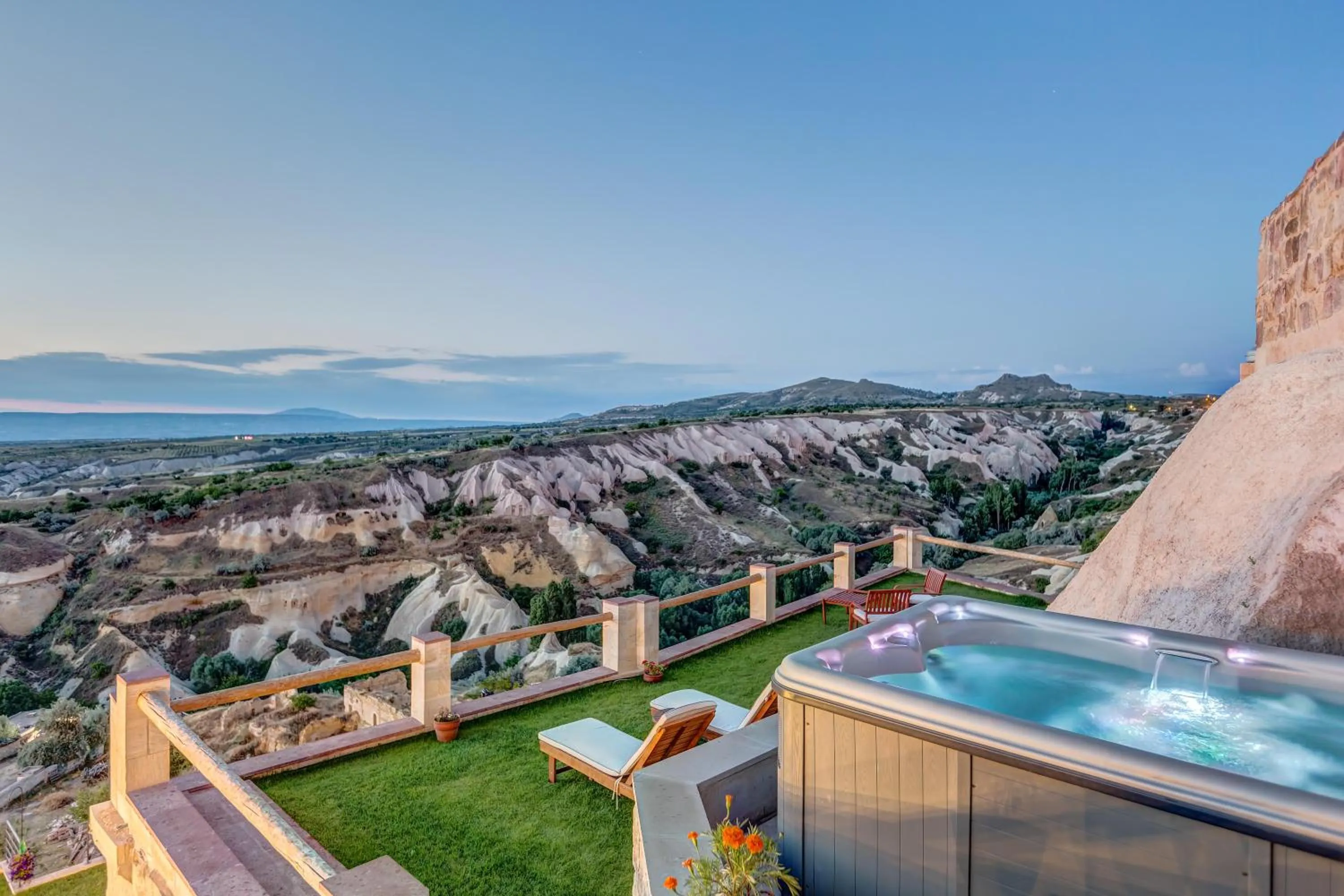 Photo of the whole room in Taskonaklar