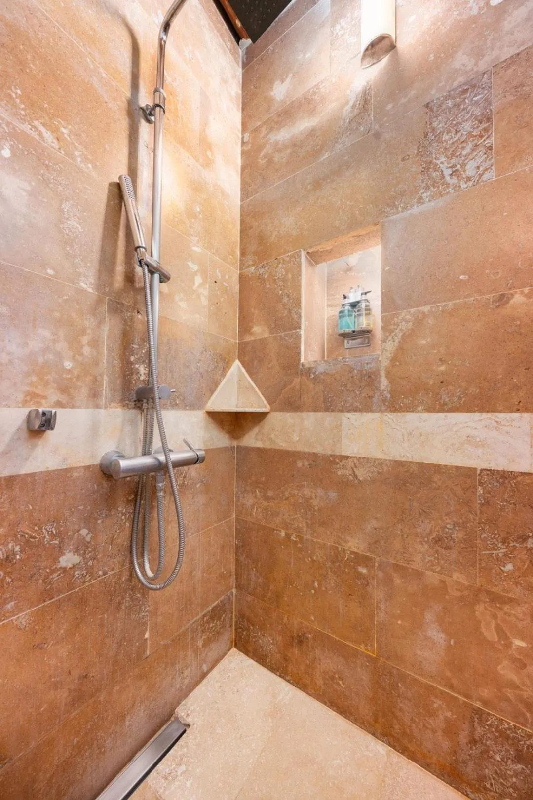 Bathroom in Taskonaklar