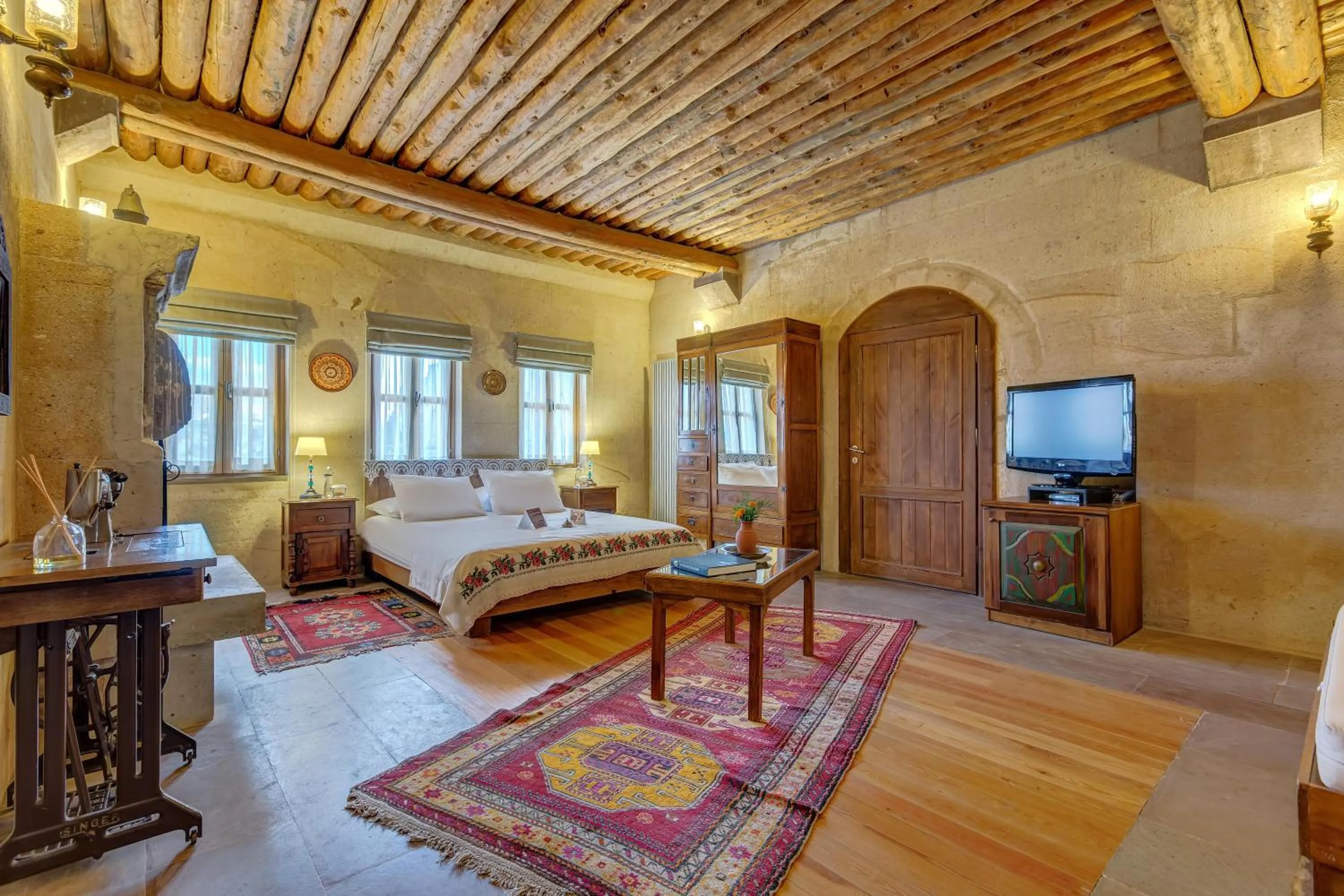 Photo of the whole room, Bed in Taskonaklar