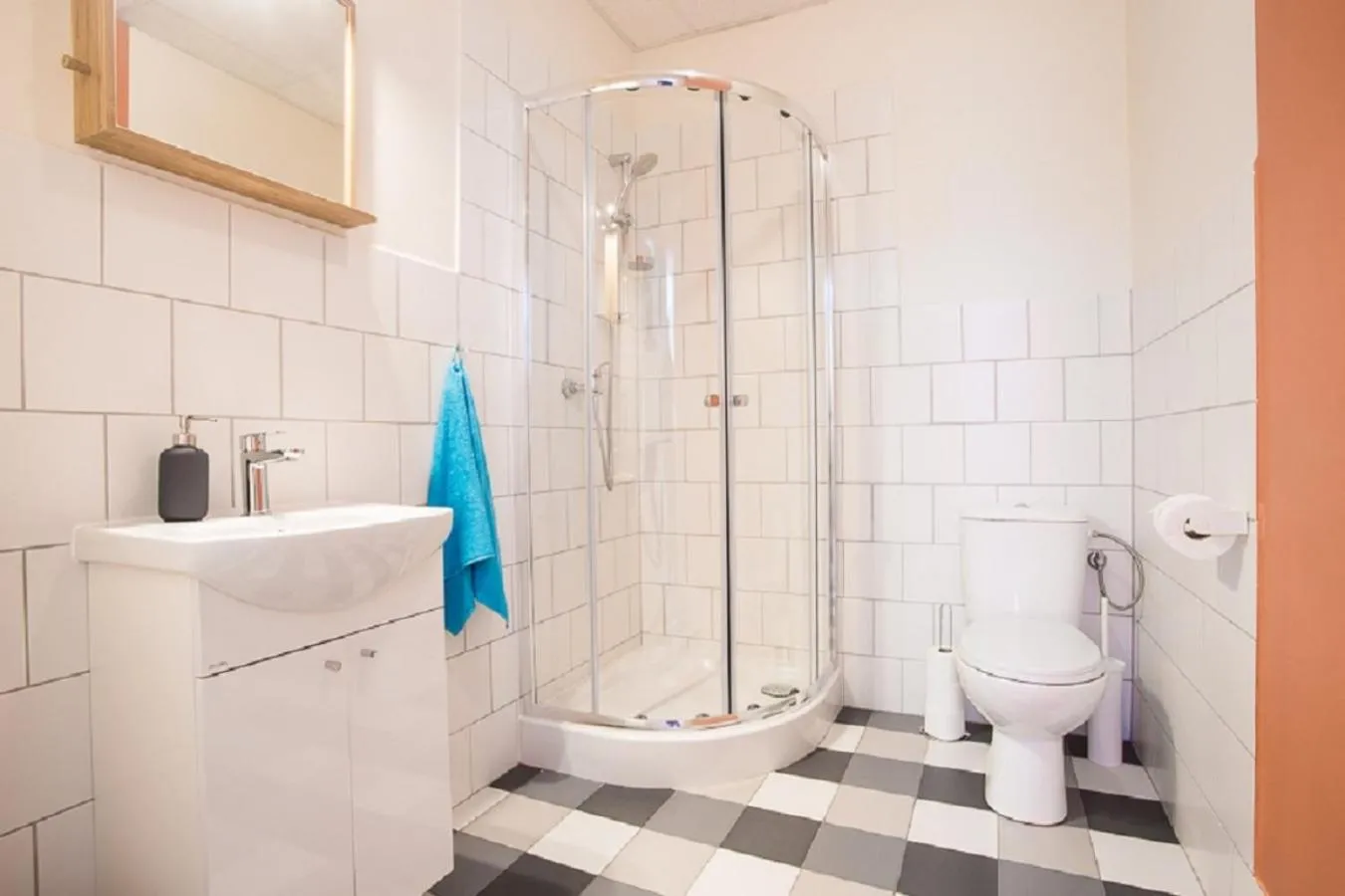 Bathroom in Moon Hostel Gdańsk