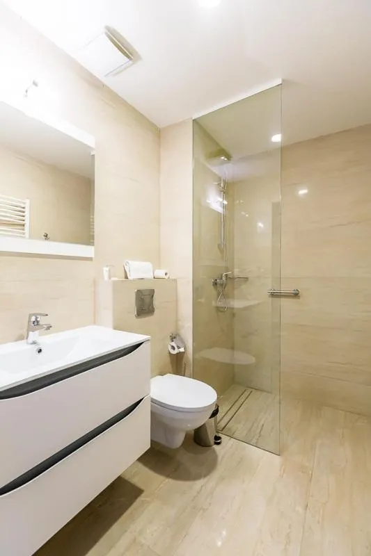 Shower in Meet Poznań Hotel