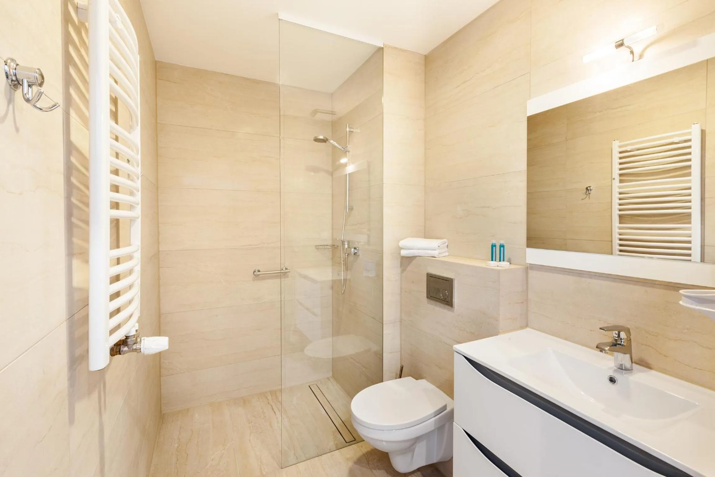 Shower in Meet Poznań Hotel