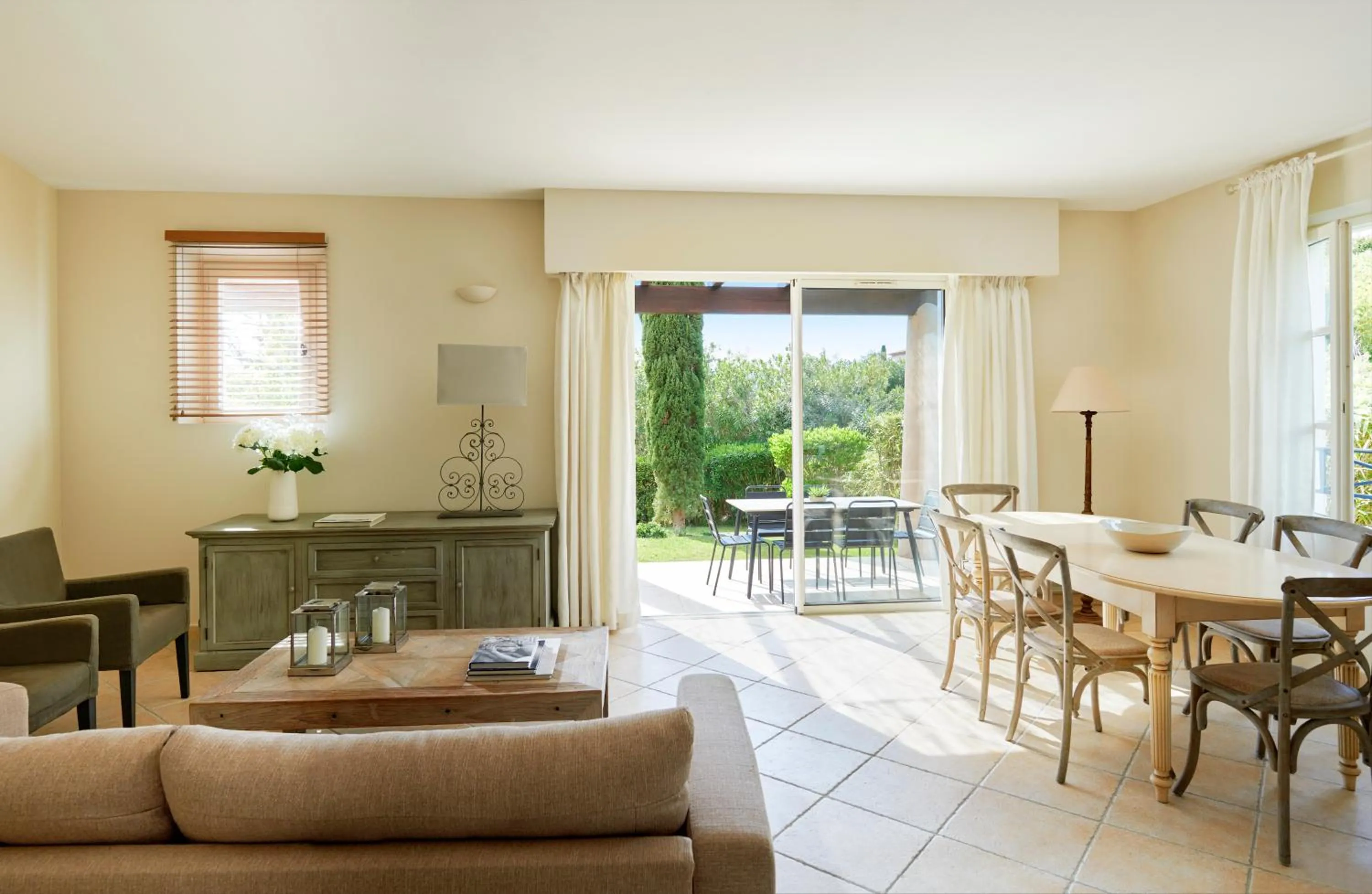 Living room in Saint-Tropez Golf Residences