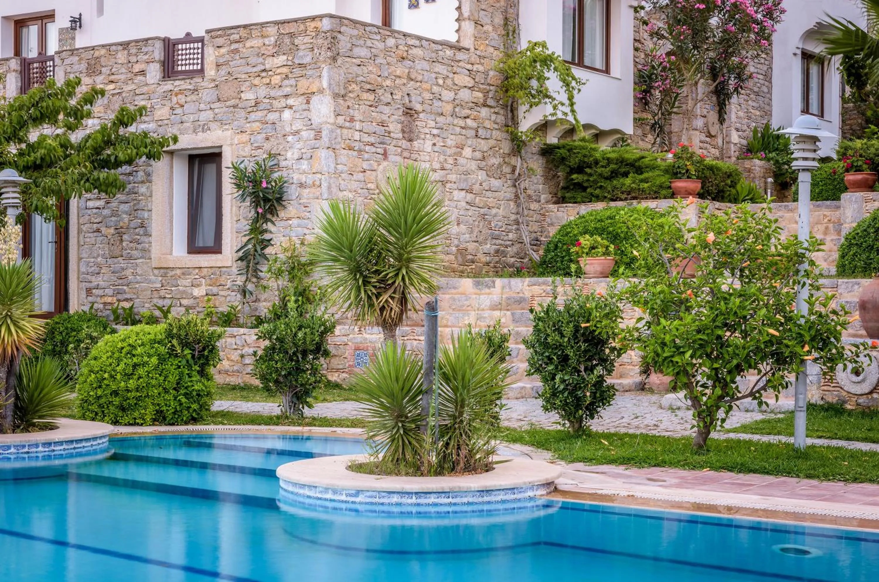 Swimming pool in Marphe Hotel