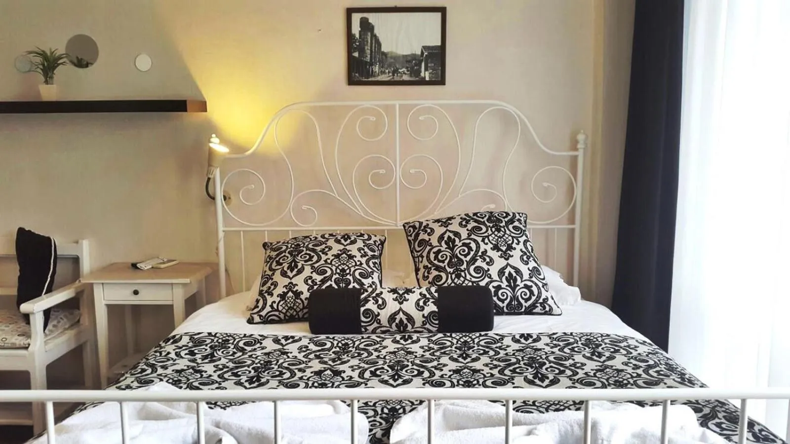 Decorative detail, Bed in Urkmez Hotel