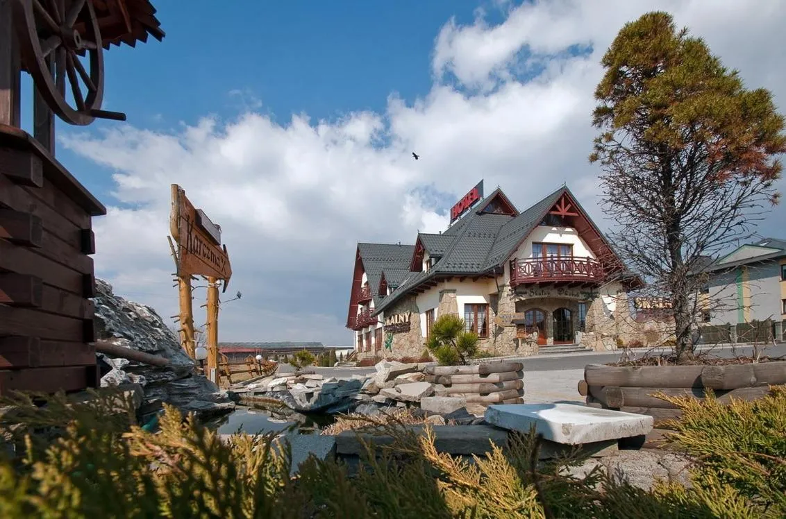 Area and facilities in Skalny Dworek