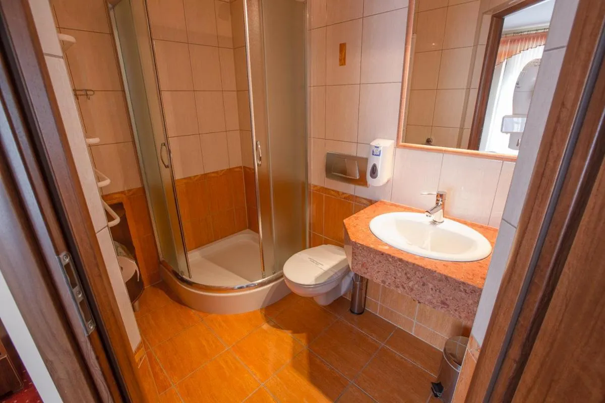 Bathroom in Skalny Dworek