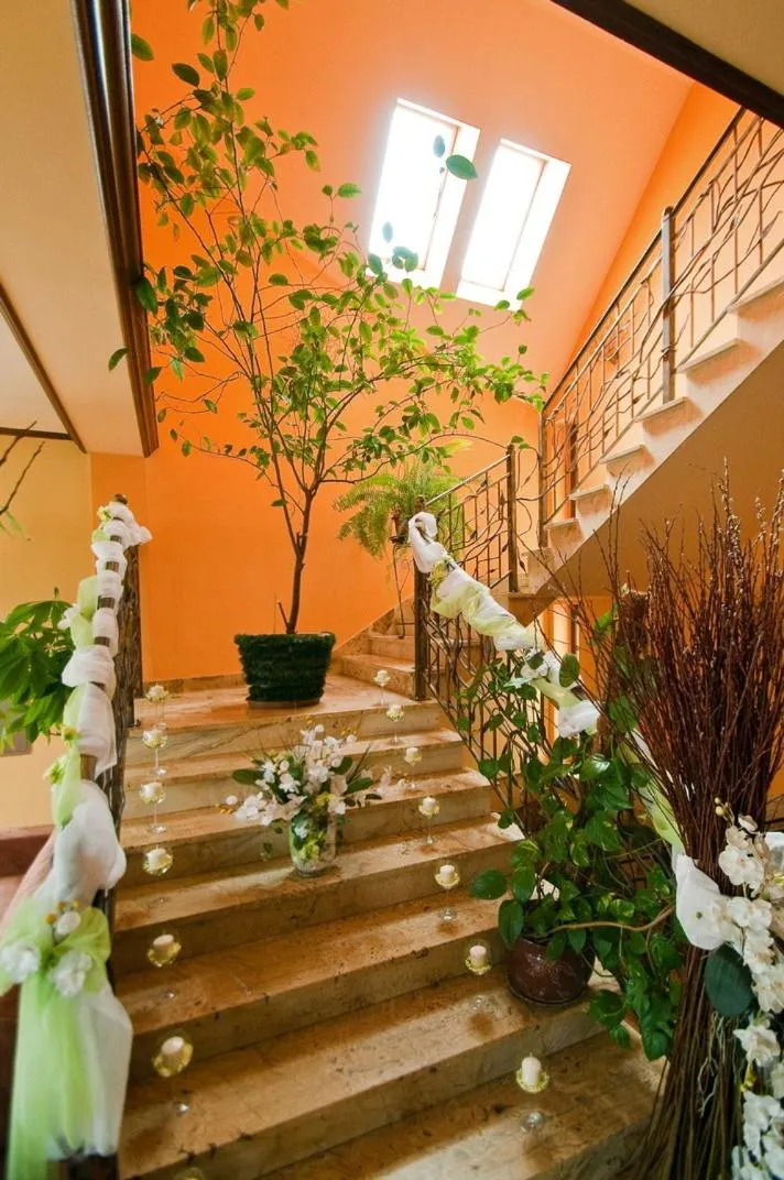 Business facilities in Skalny Dworek