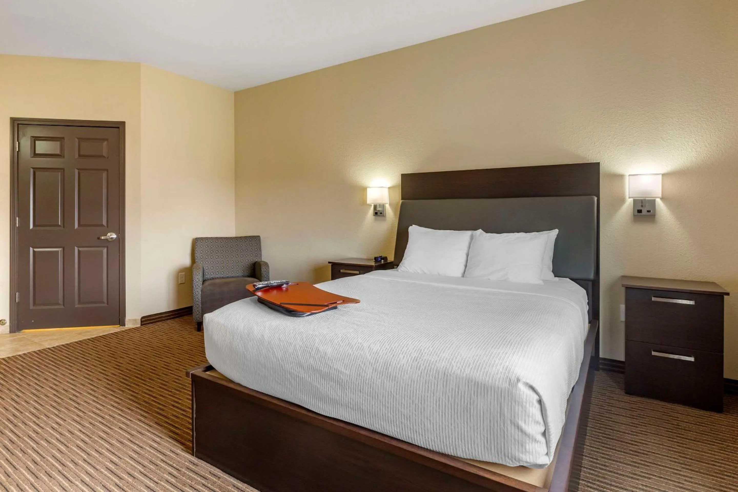 Bedroom, Bed in Quality Inn & Suites