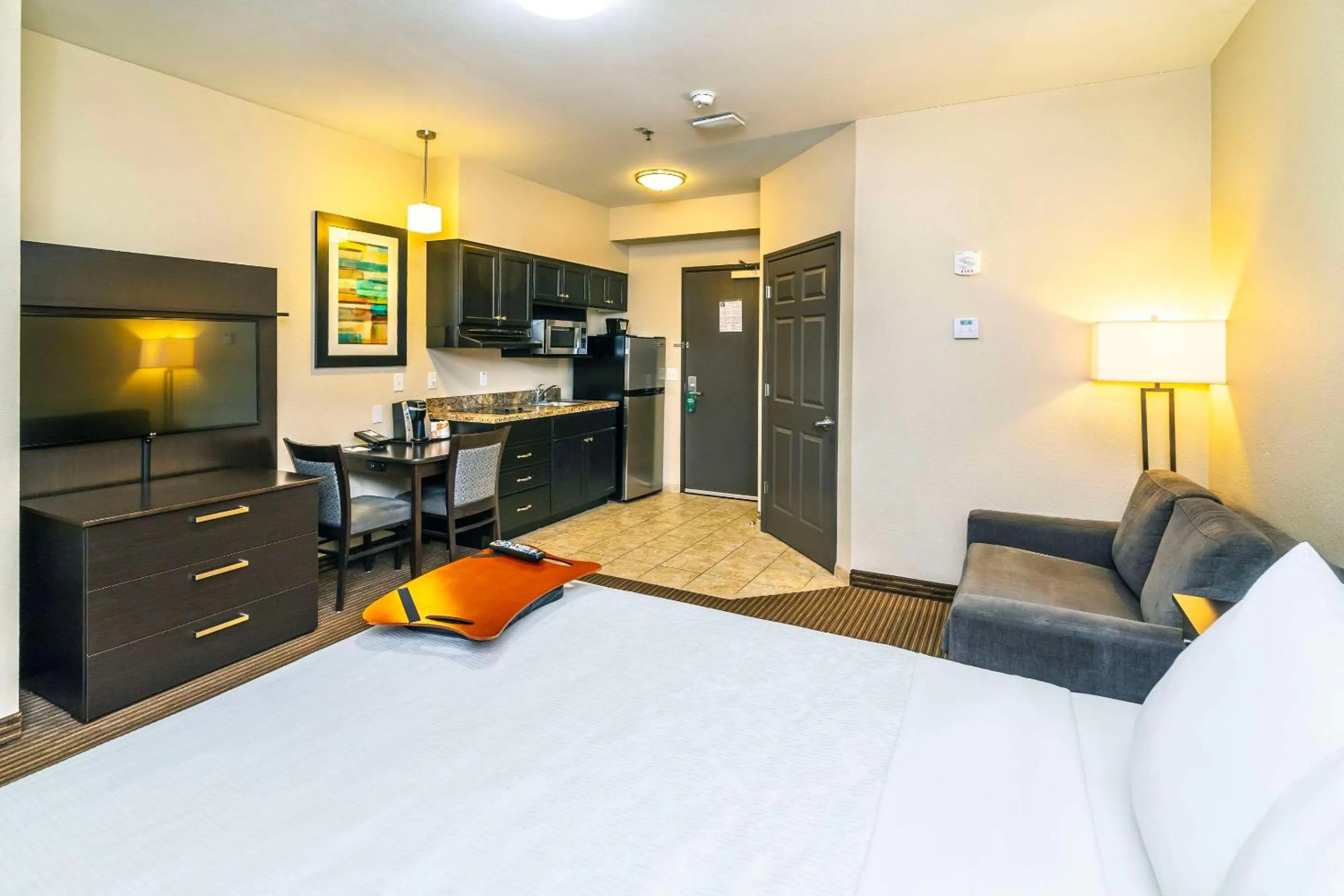 Bedroom, Bed in Quality Inn & Suites