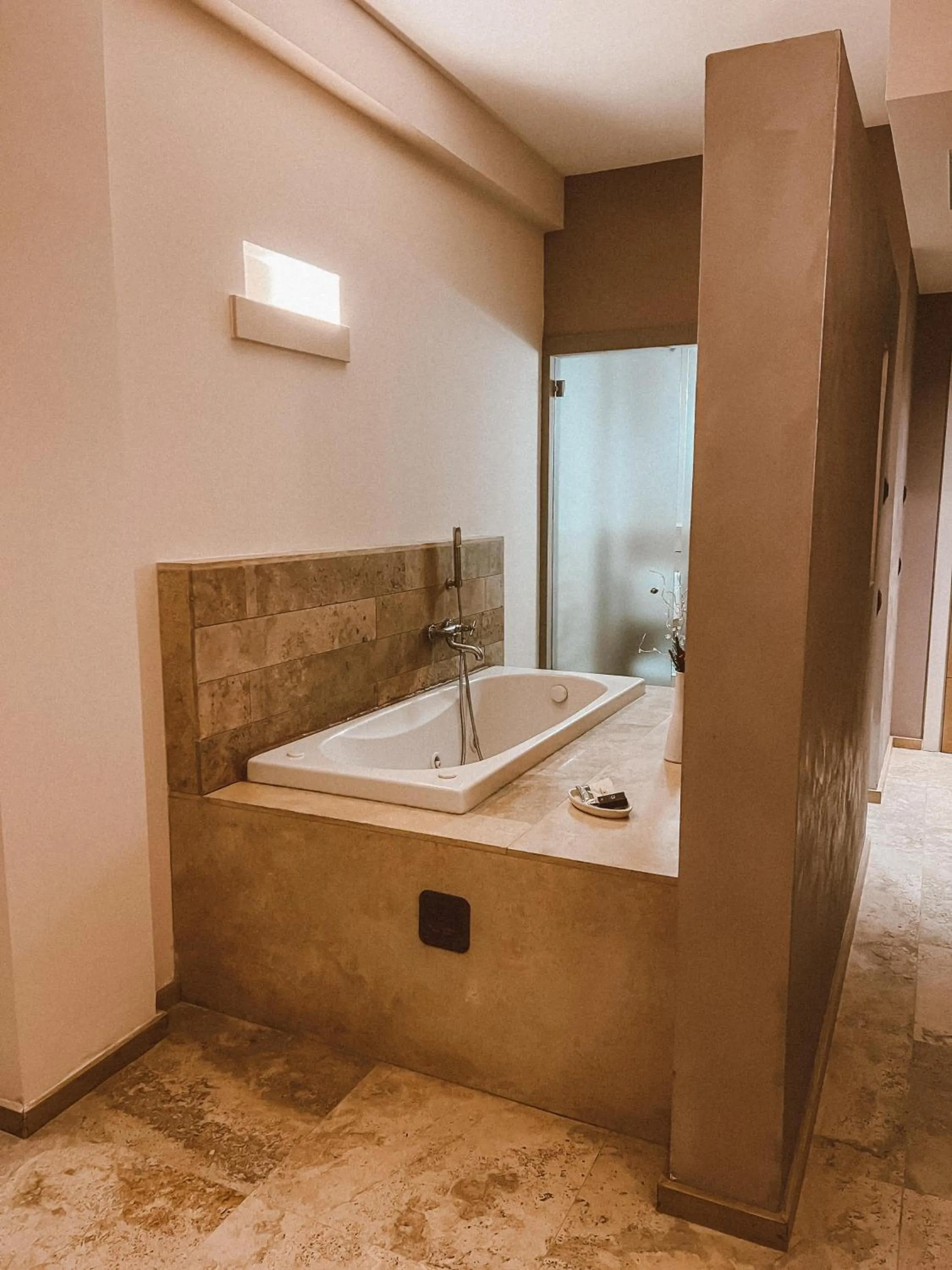 Hot Tub in Basiliani - CDSHotels