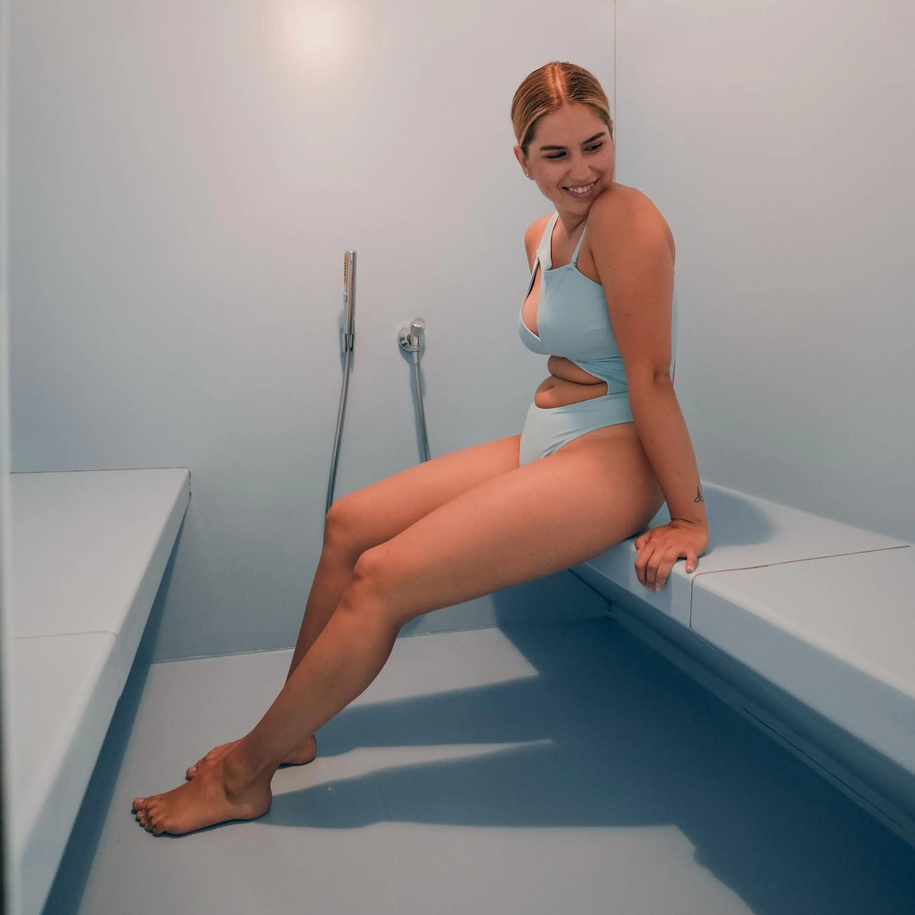 Steam room in Olimpionico Hotel