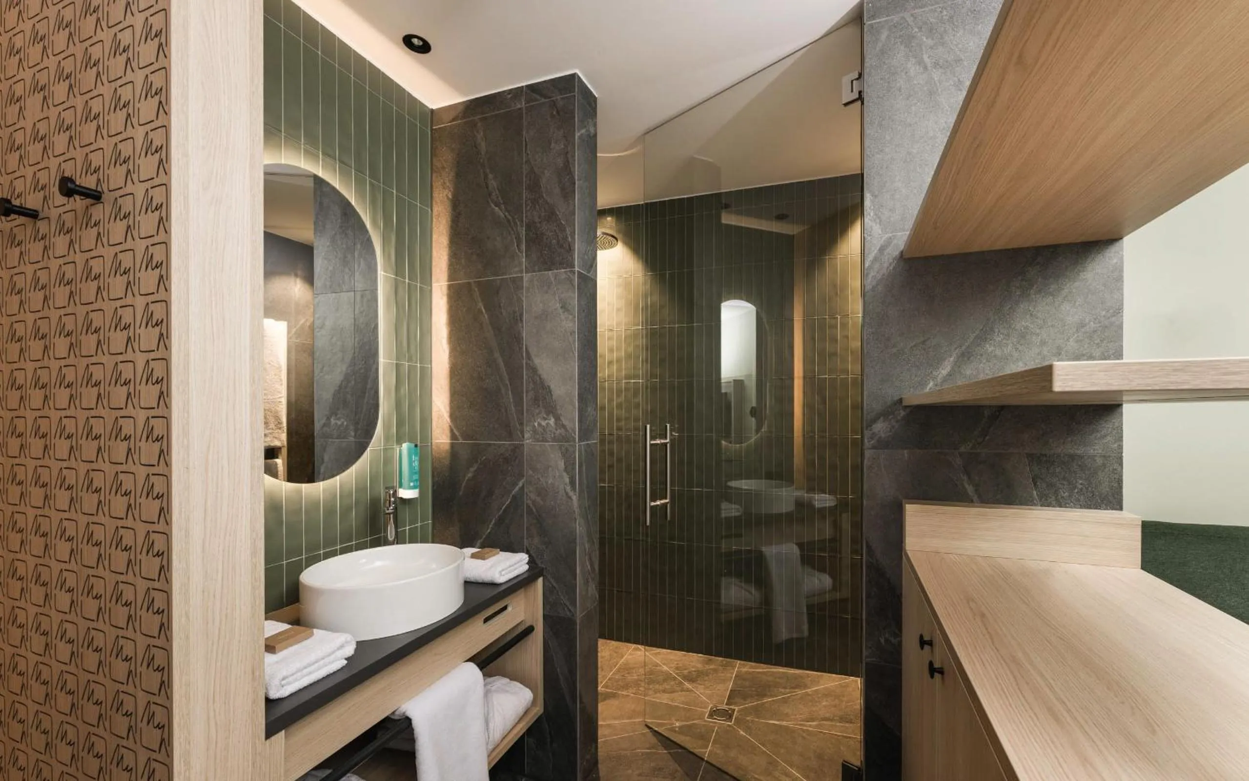 Bathroom in MyPARADIES