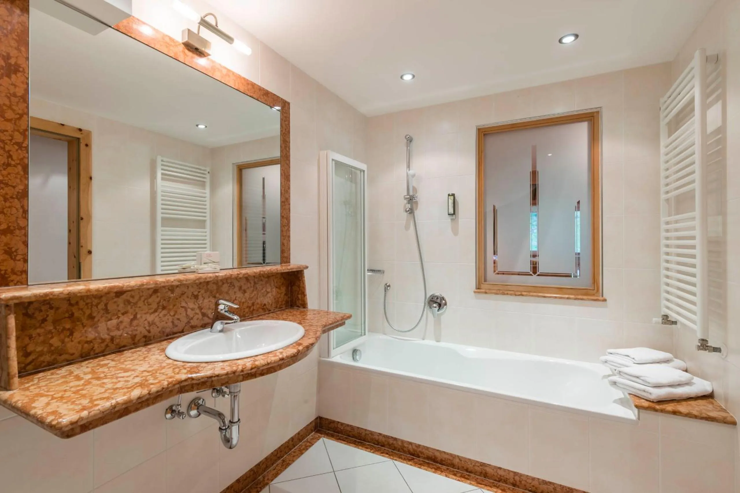 Bathroom in Paradies Pure Mountain Resort