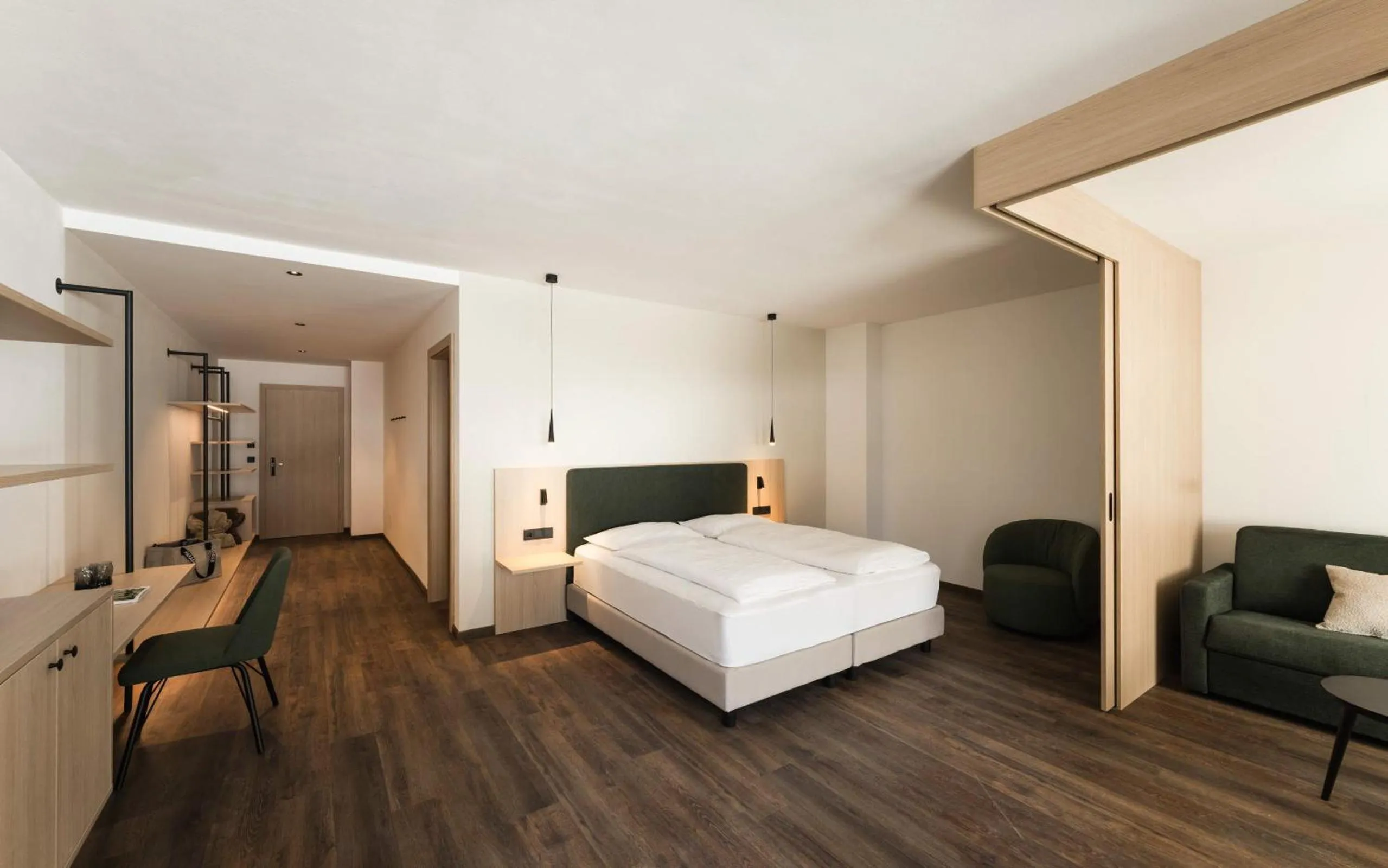 Photo of the whole room, Bed in MyPARADIES