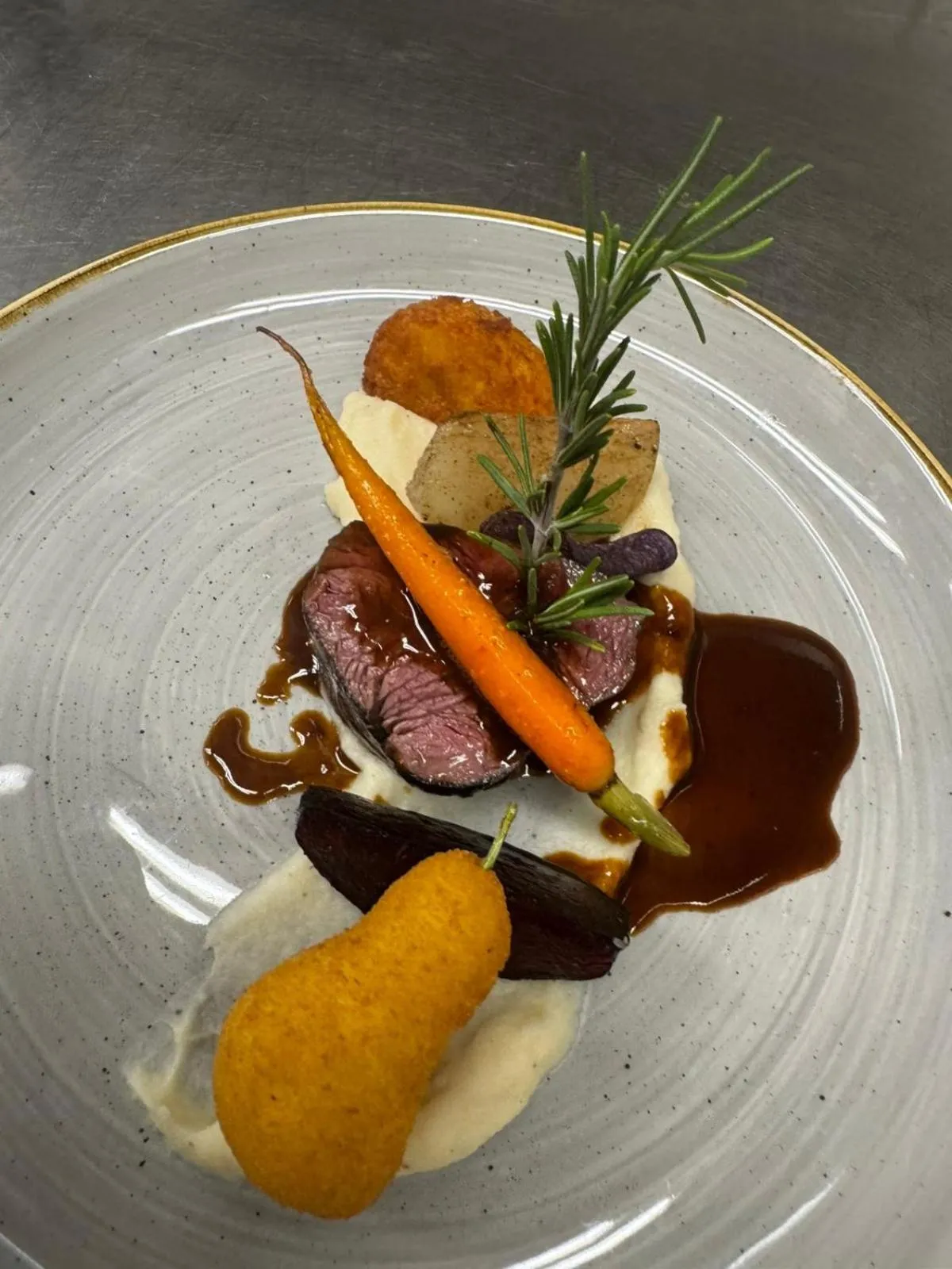 Food in Hotel Post - OlangCard included