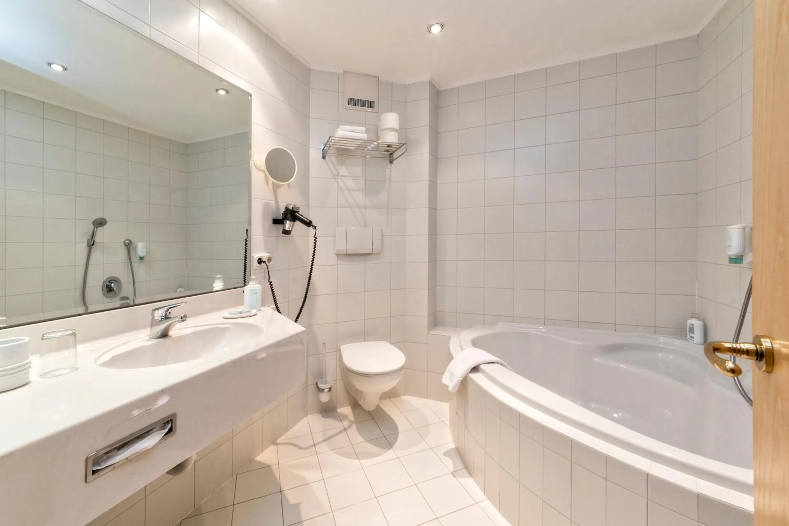 Decorative detail in Hotel Post - OlangCard included