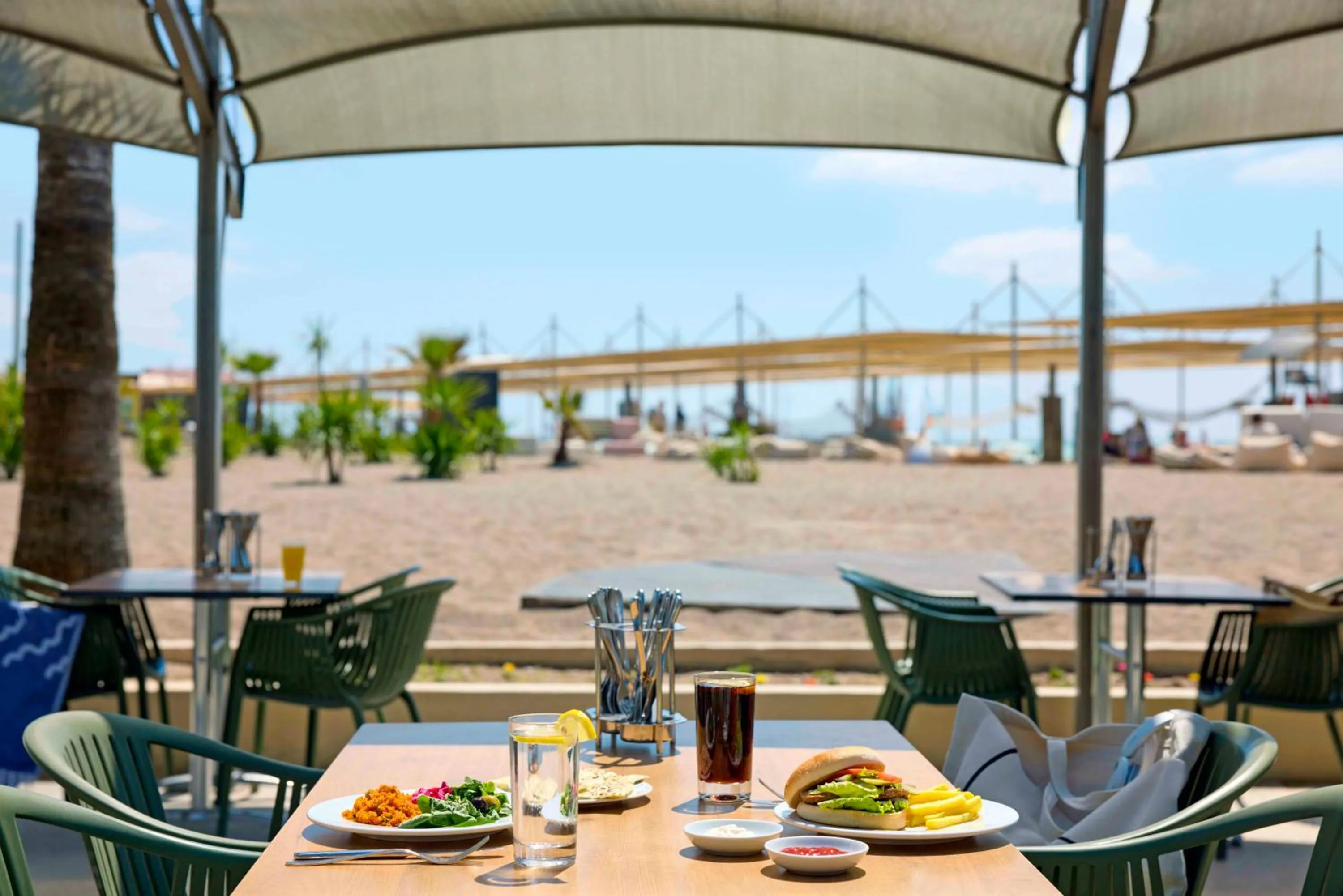 Food and drinks in TUI BLUE Palm Garden