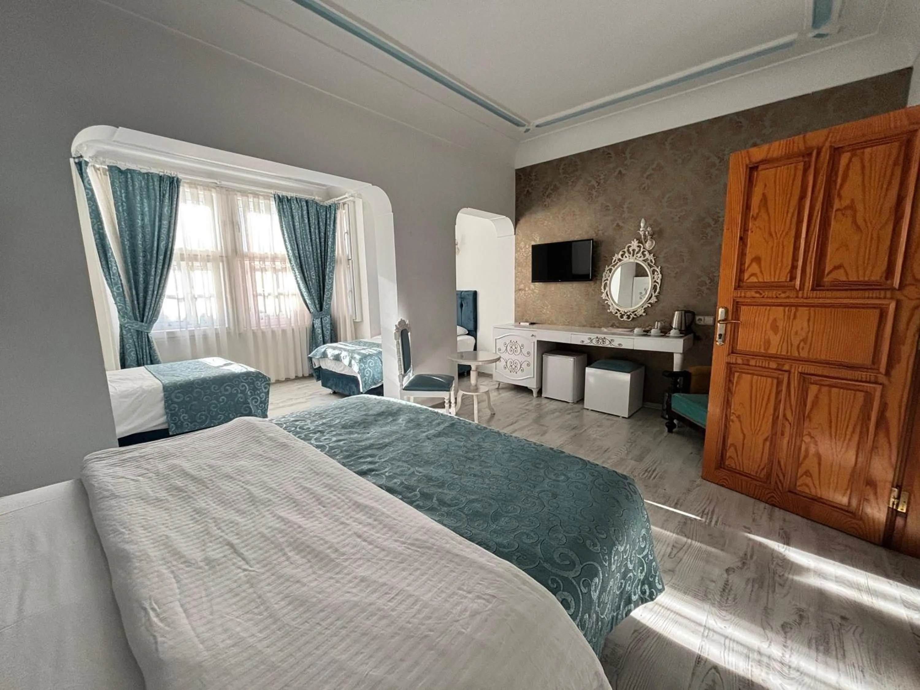 Bedroom, Bed in Urcu Hotel