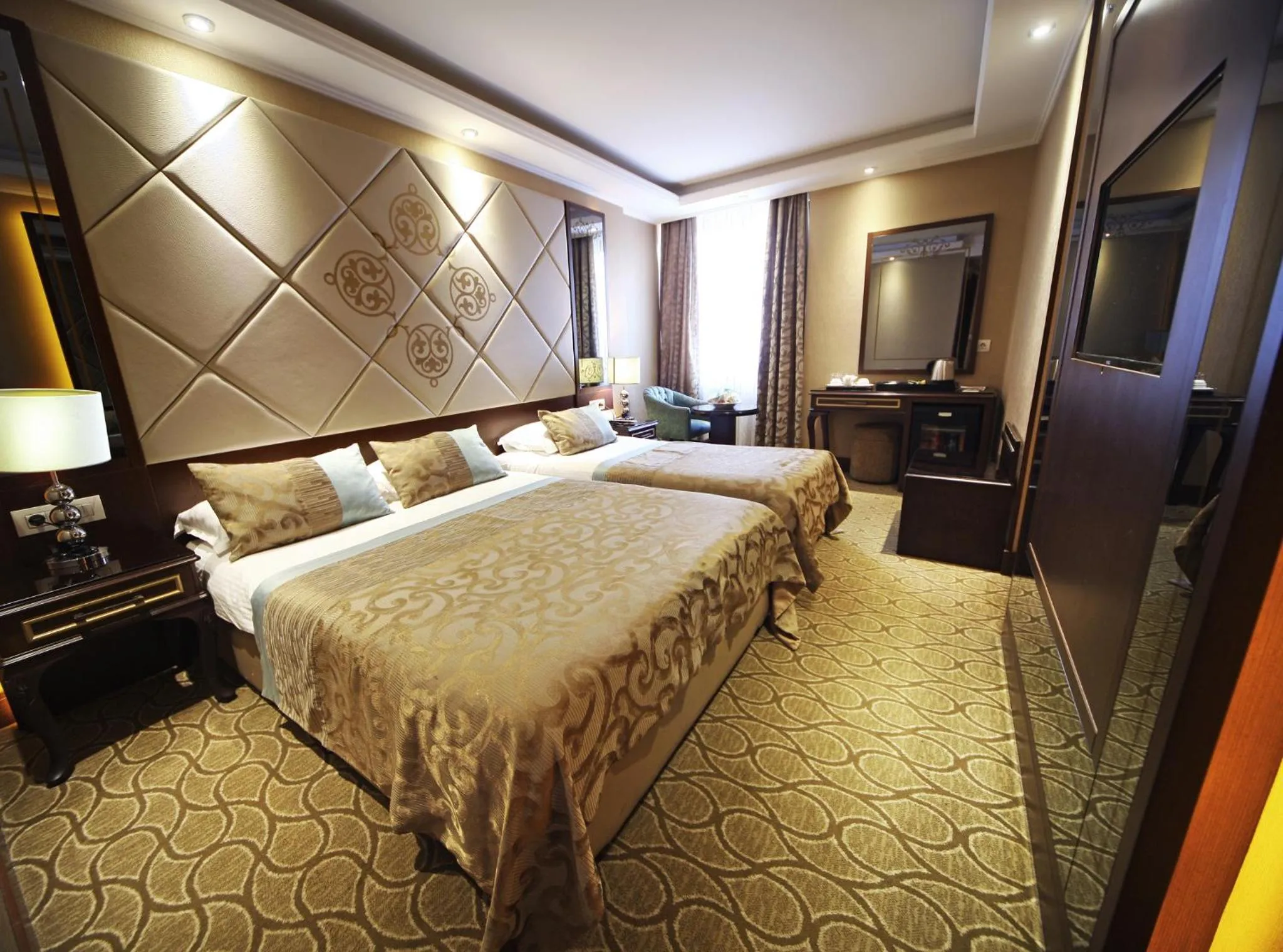 Bed in The Parma Hotel Downtown