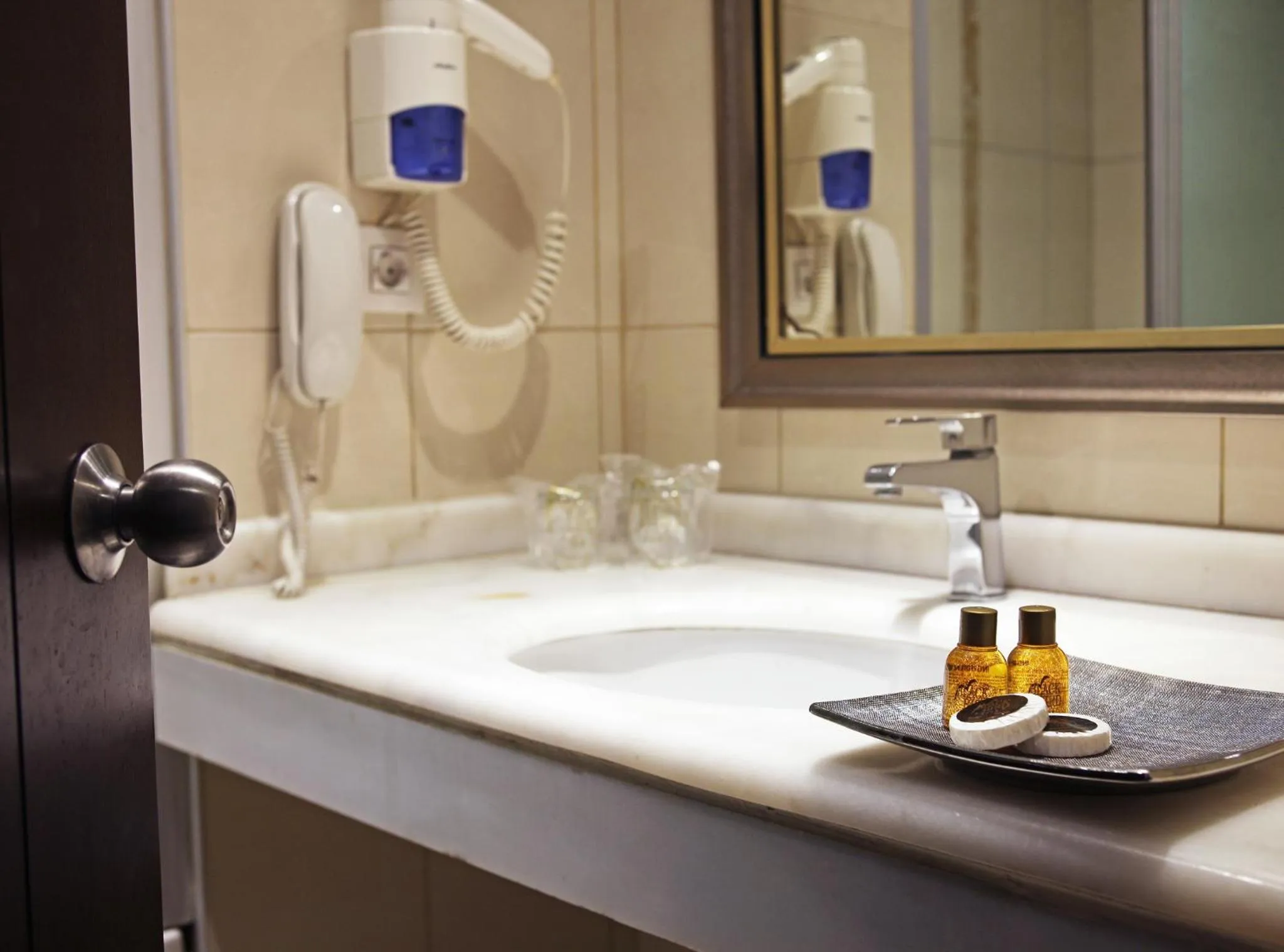 Bathroom in The Parma Hotel Downtown