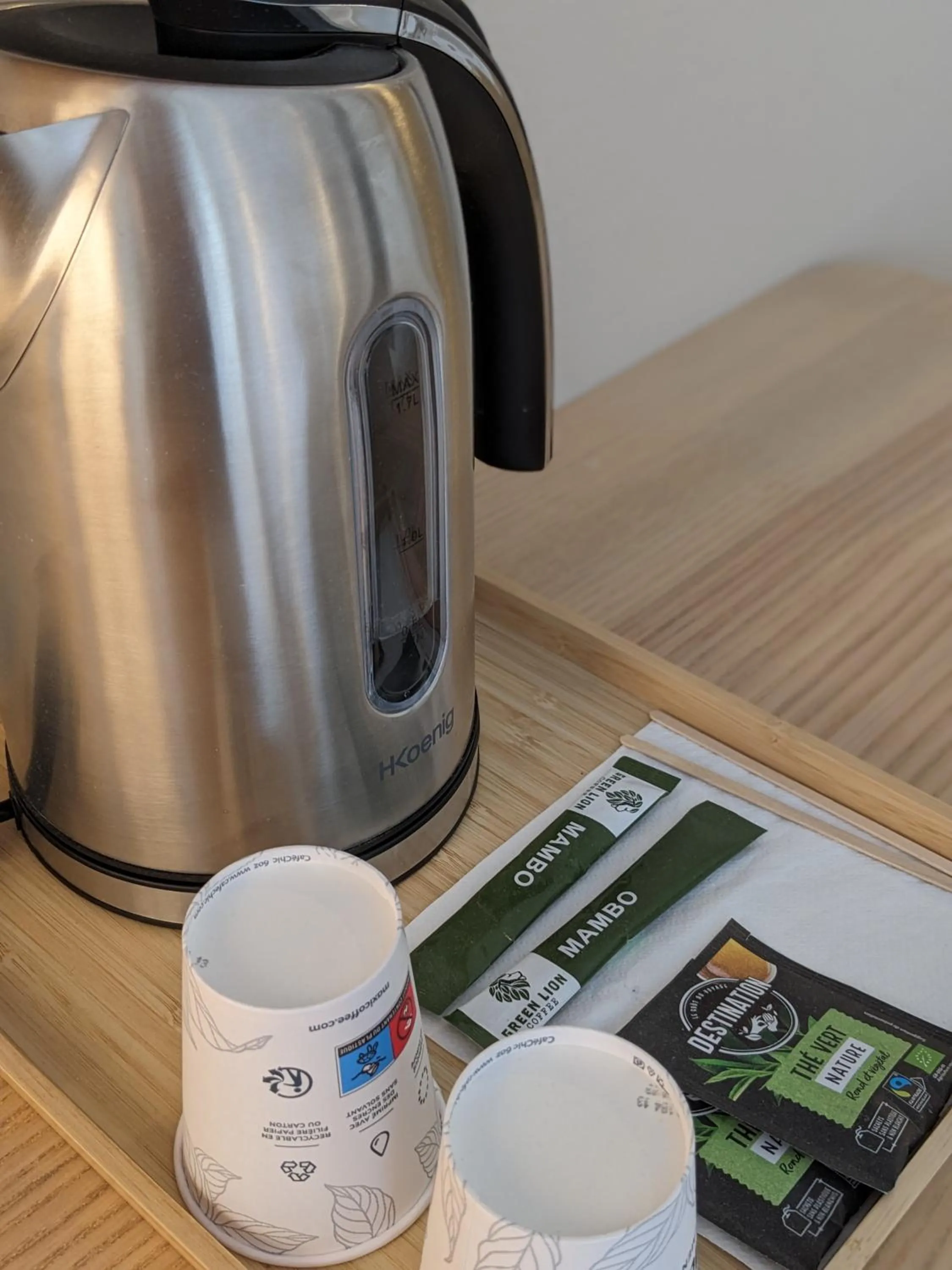 Coffee/tea facilities in Fuzei Hôtel Lorient-Lanester