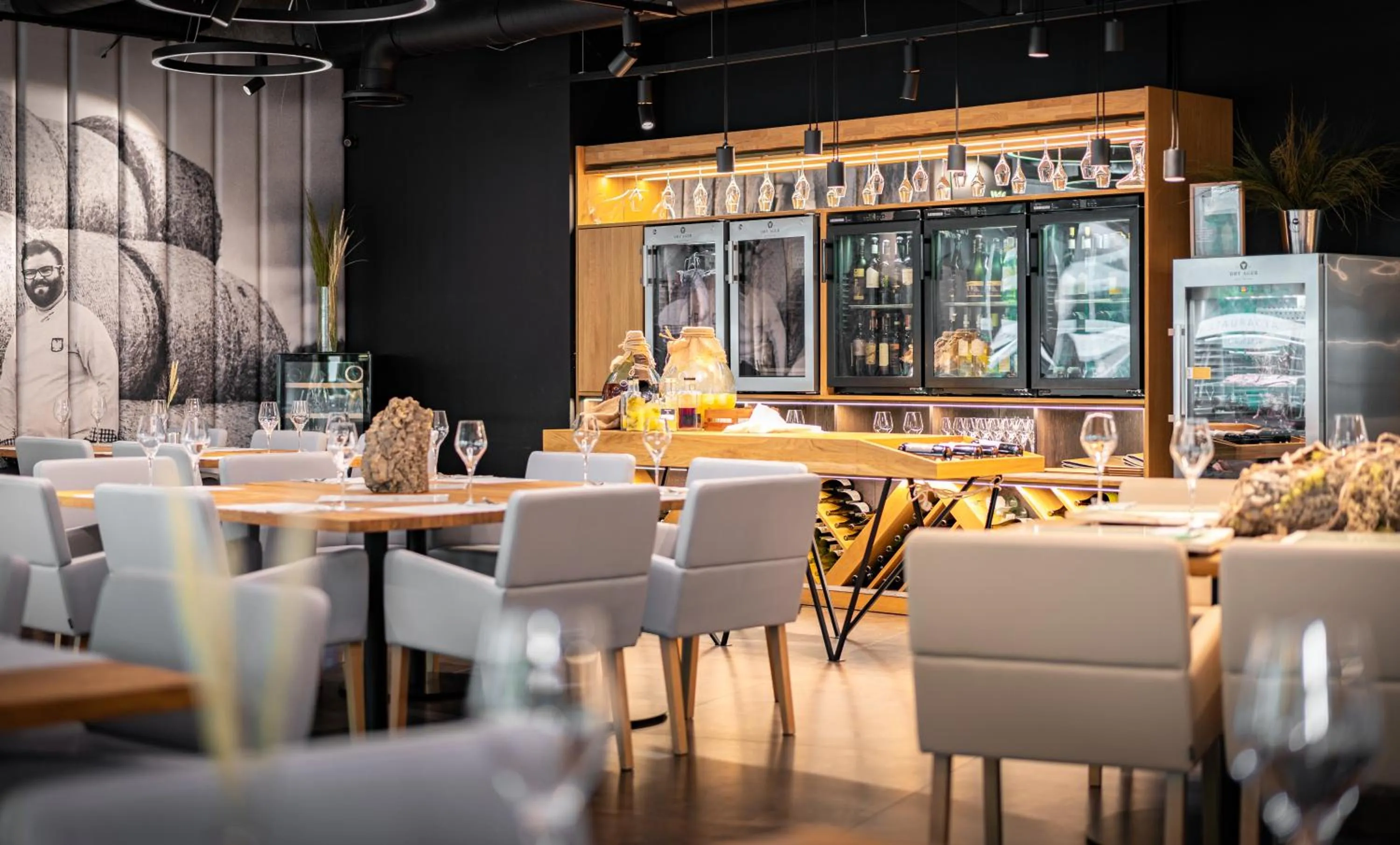 Restaurant/places to eat in HAVET Hotel Resort & Spa