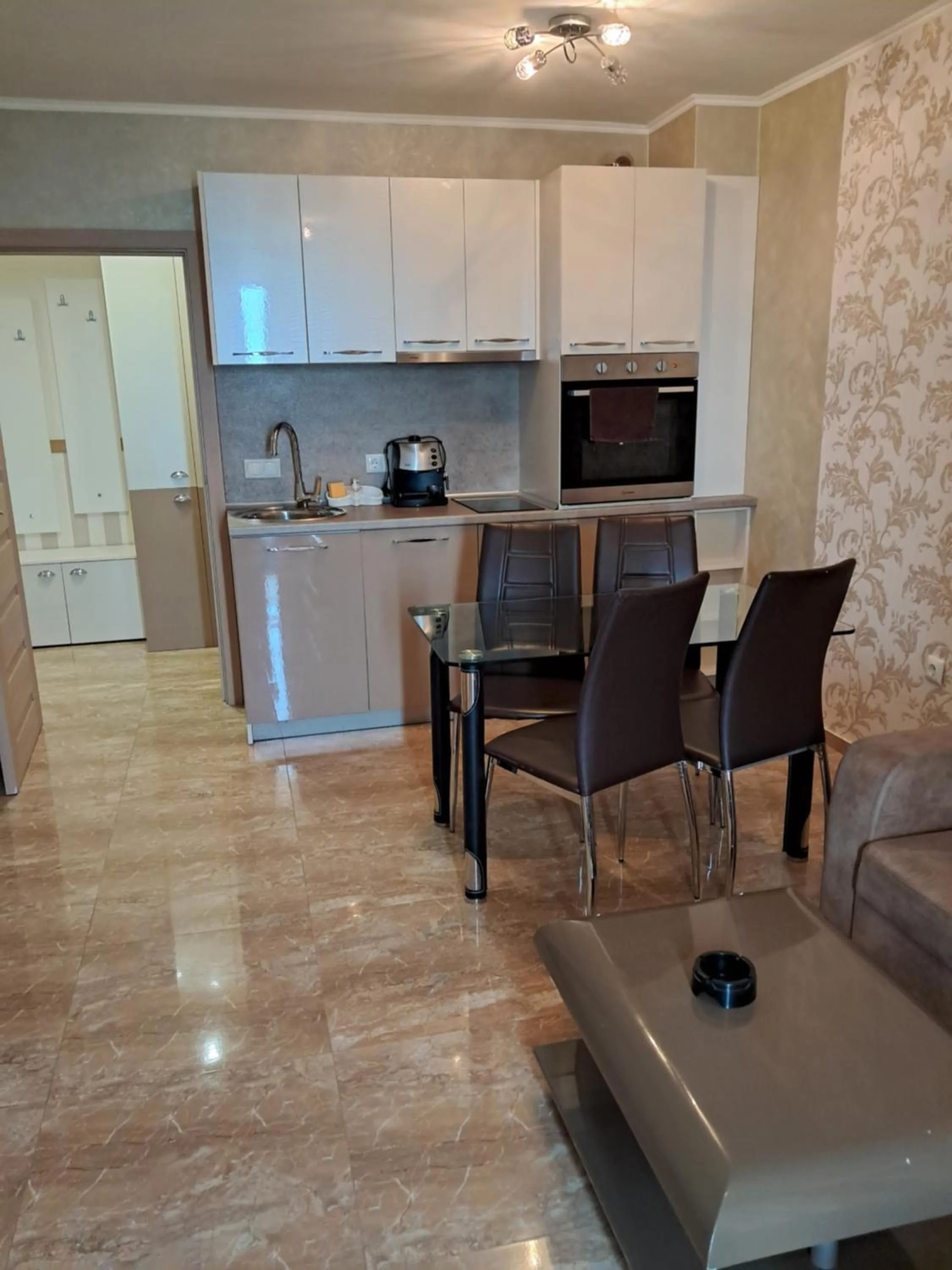 Coffee/tea facilities in Apart Hotel Iglika