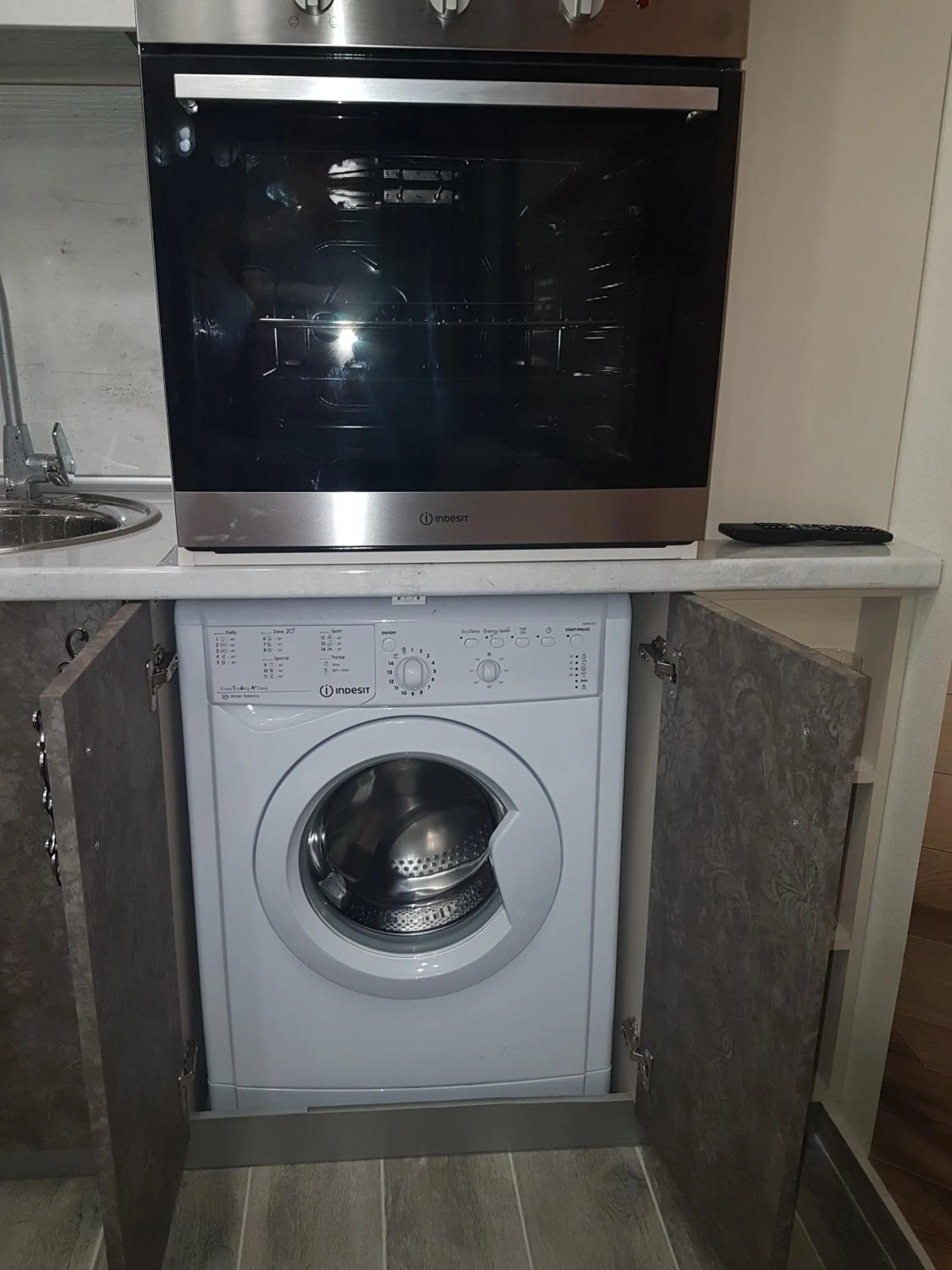 Kitchen or kitchenette in Apart Hotel Iglika