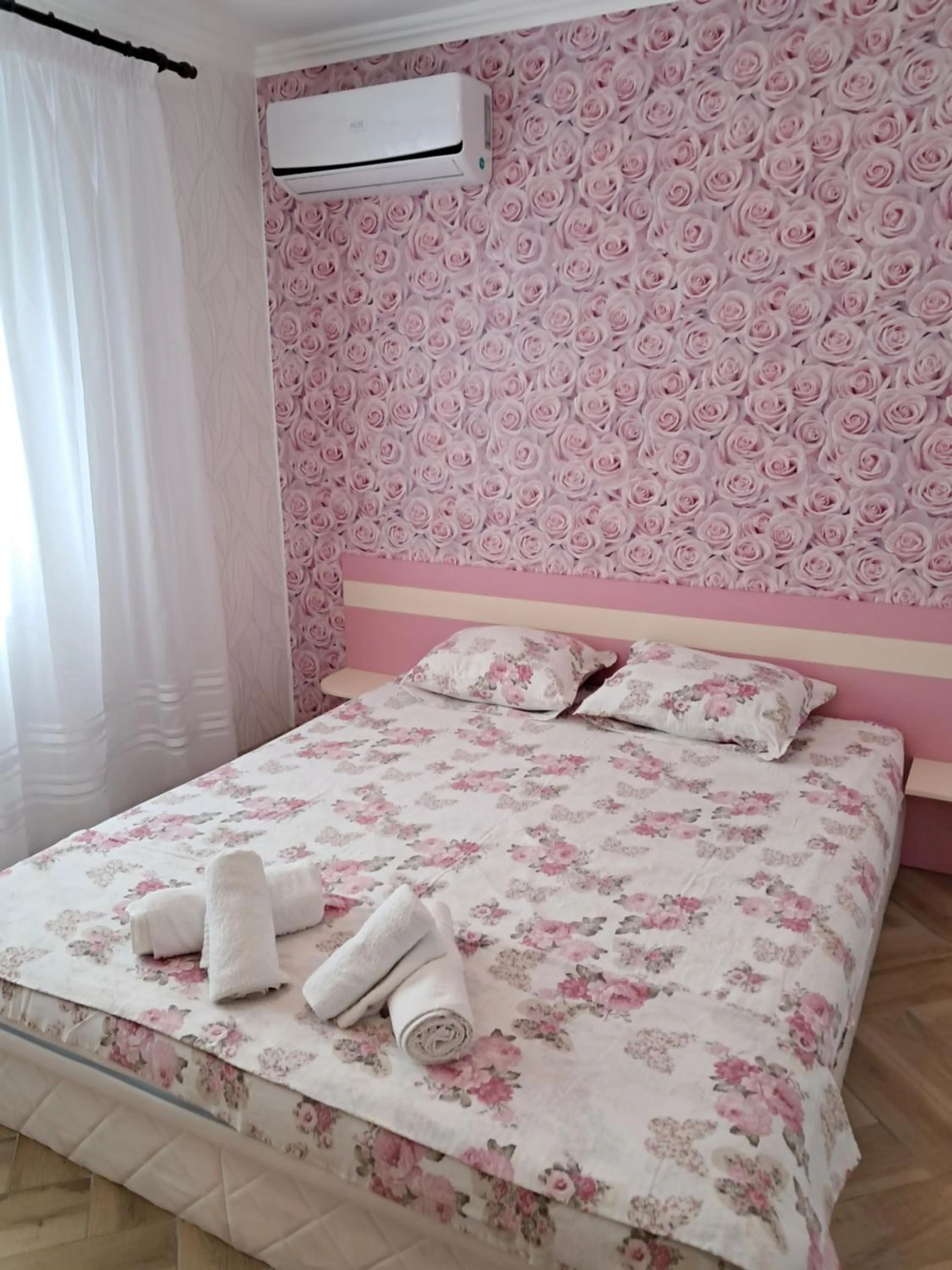 Bed in Apart Hotel Iglika