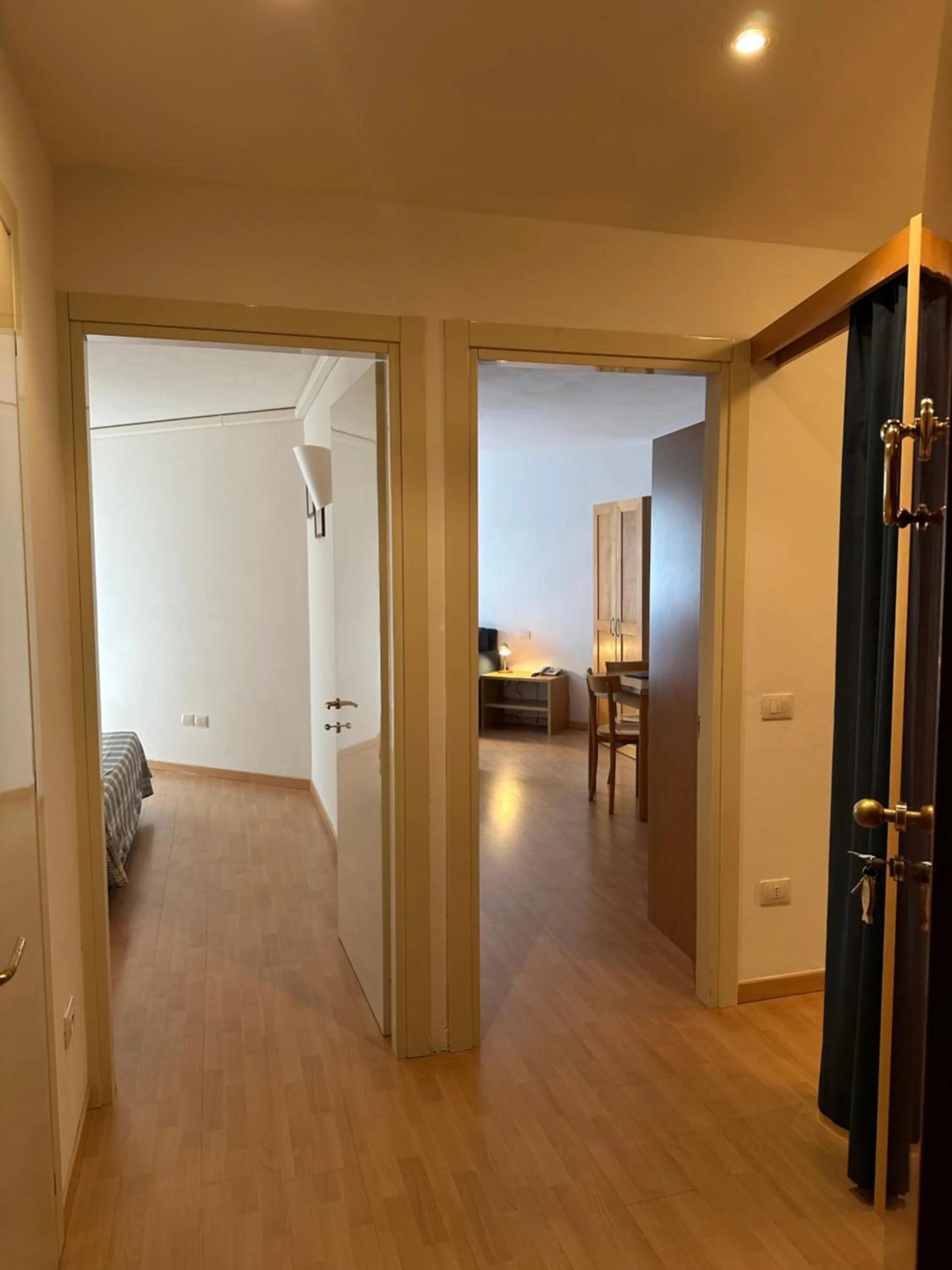 wardrobe in Nauthotel