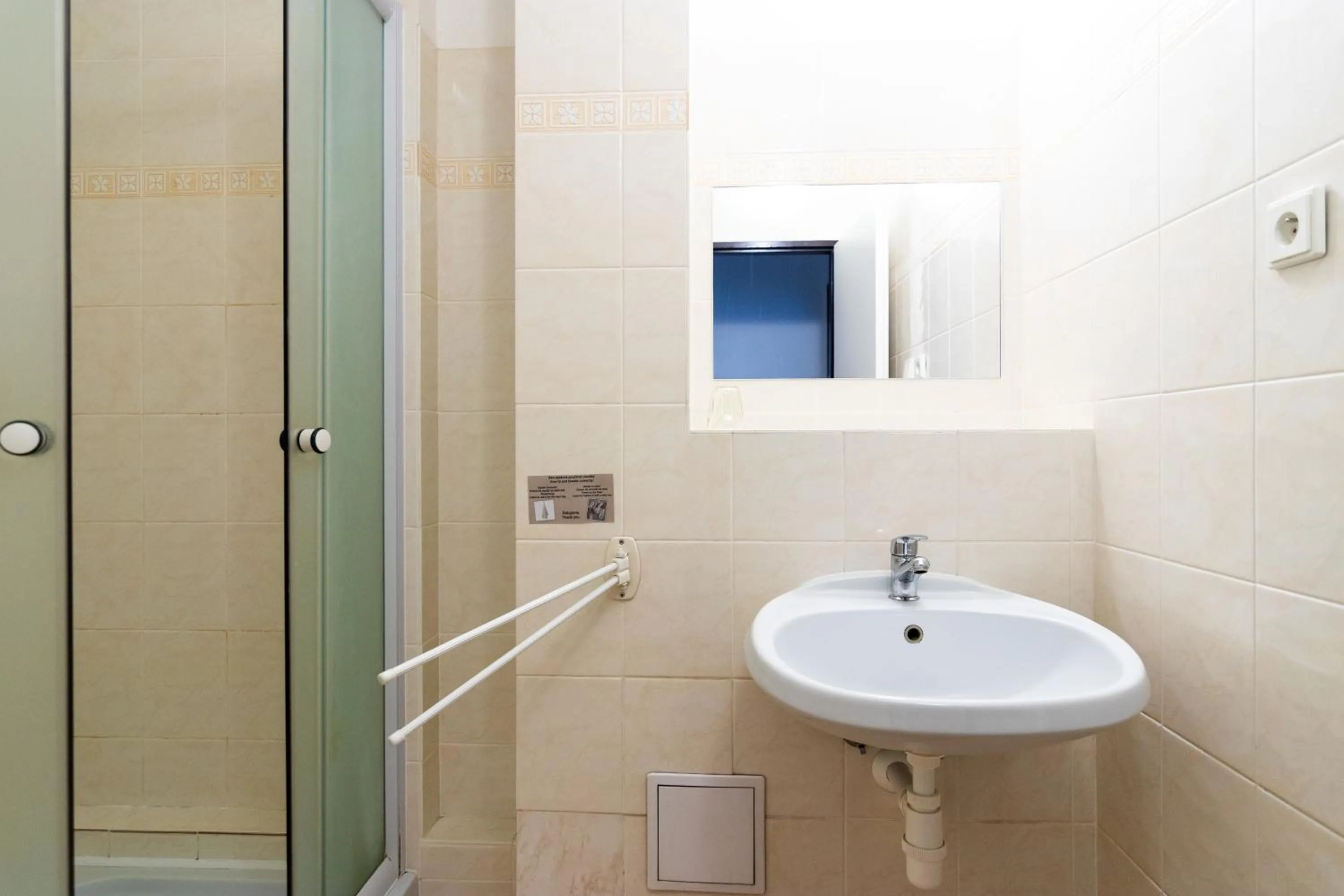 Bathroom in Hotel Akadémia