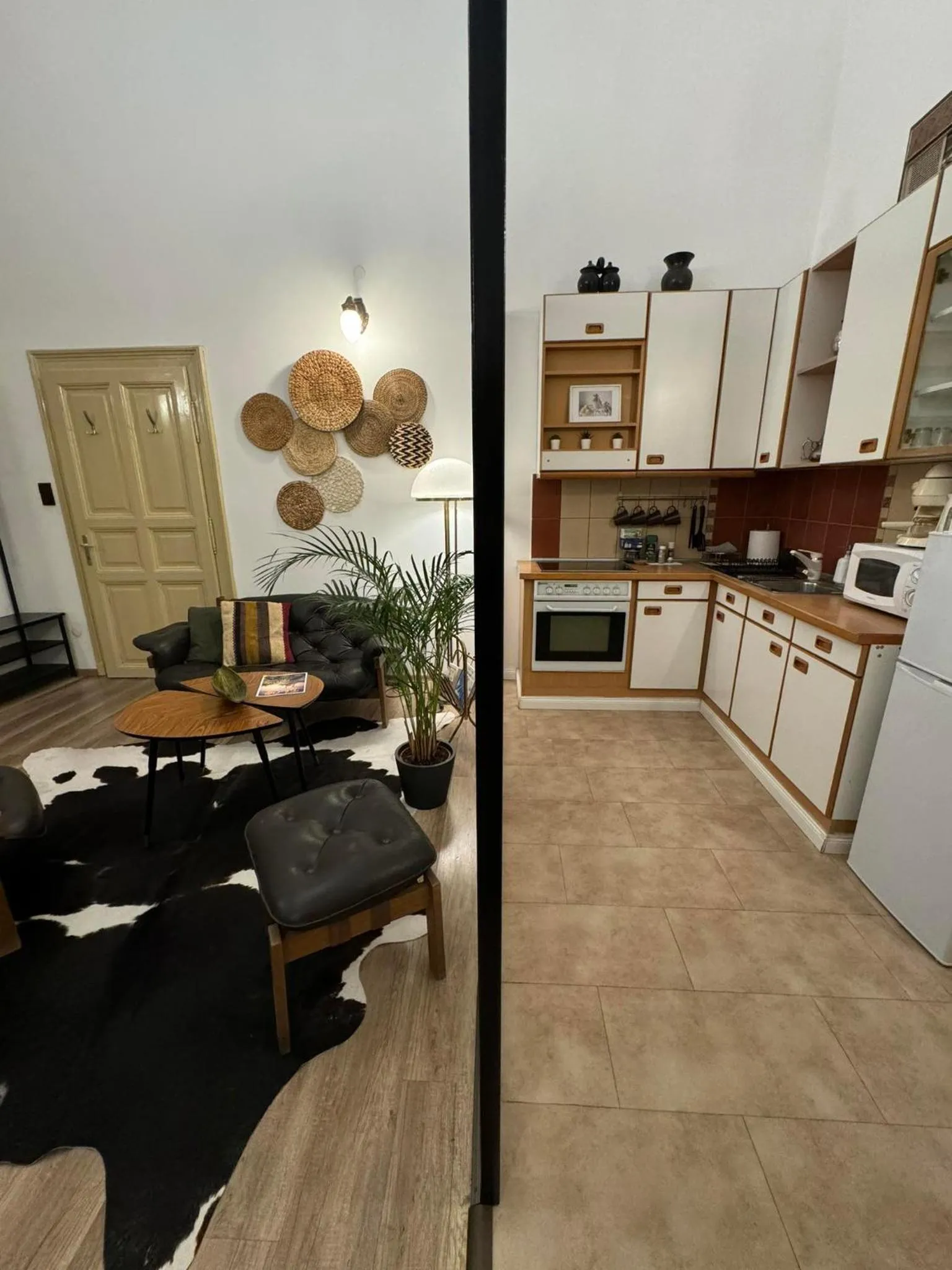 Kitchen or kitchenette in Kahwa Apartments