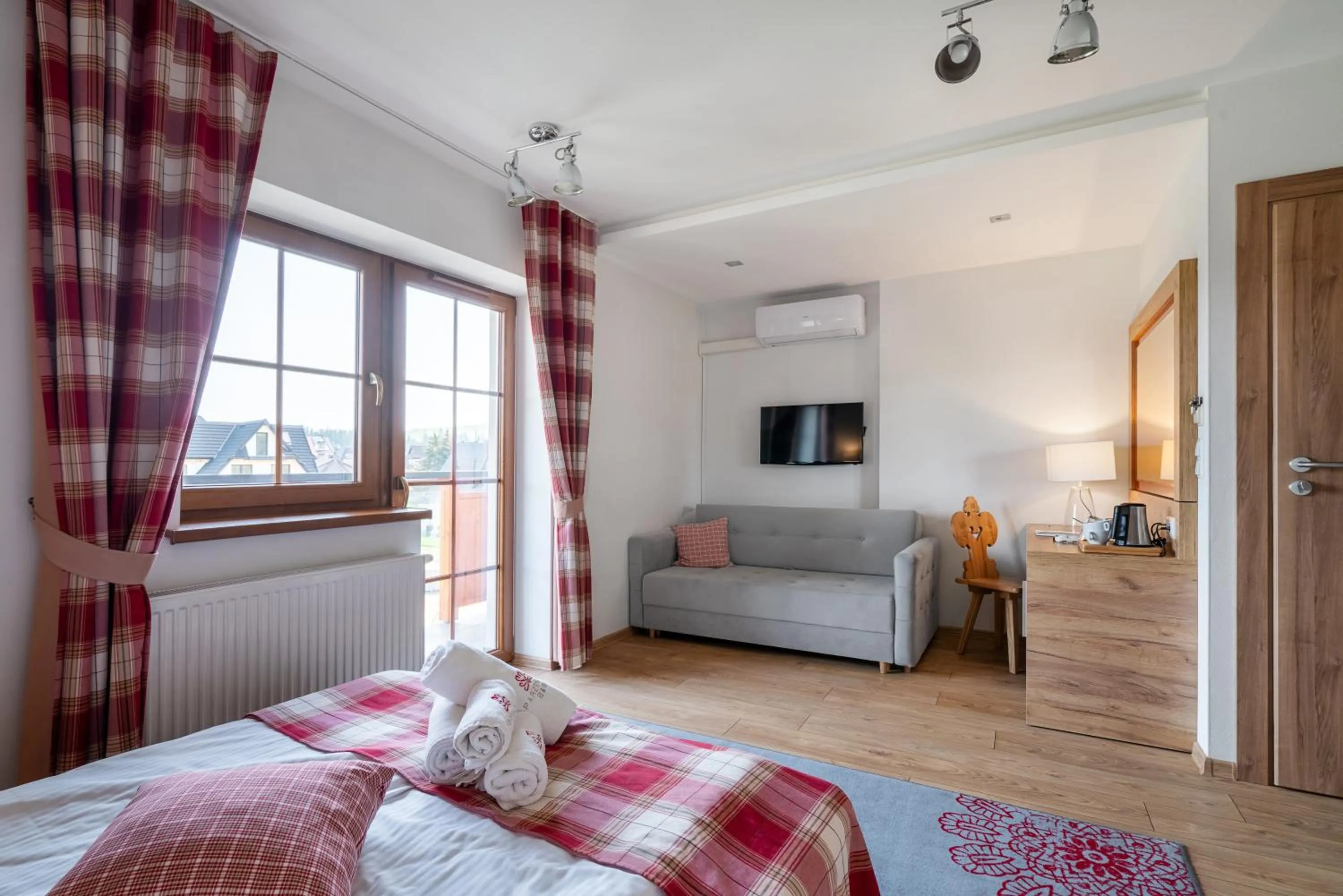 Photo of the whole room, Bed in Parzenica B&B - Wyjątkowa i Jedyna!!! Sprawdź nas a nie pożałujesz!