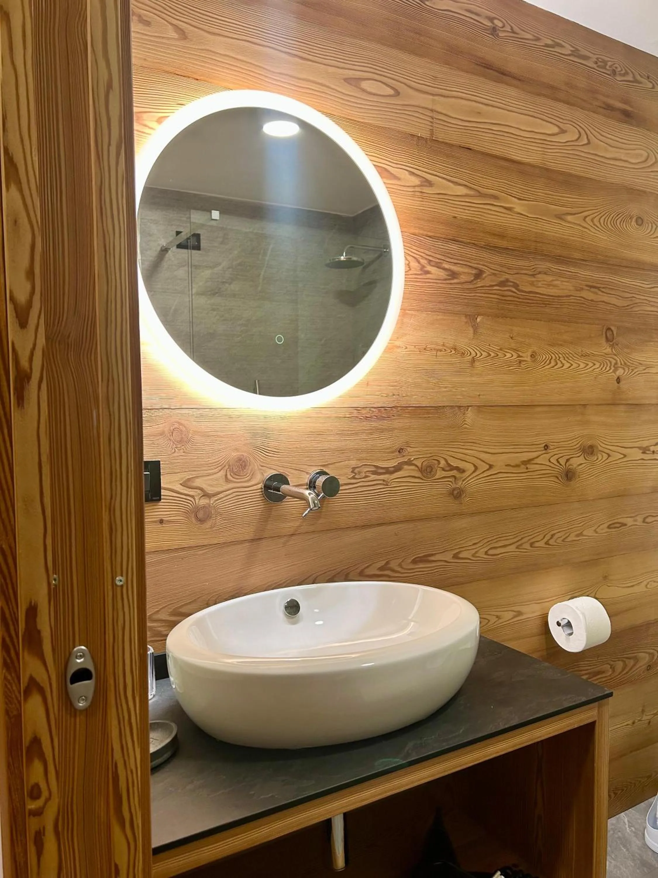 Bathroom in Hotel Croux