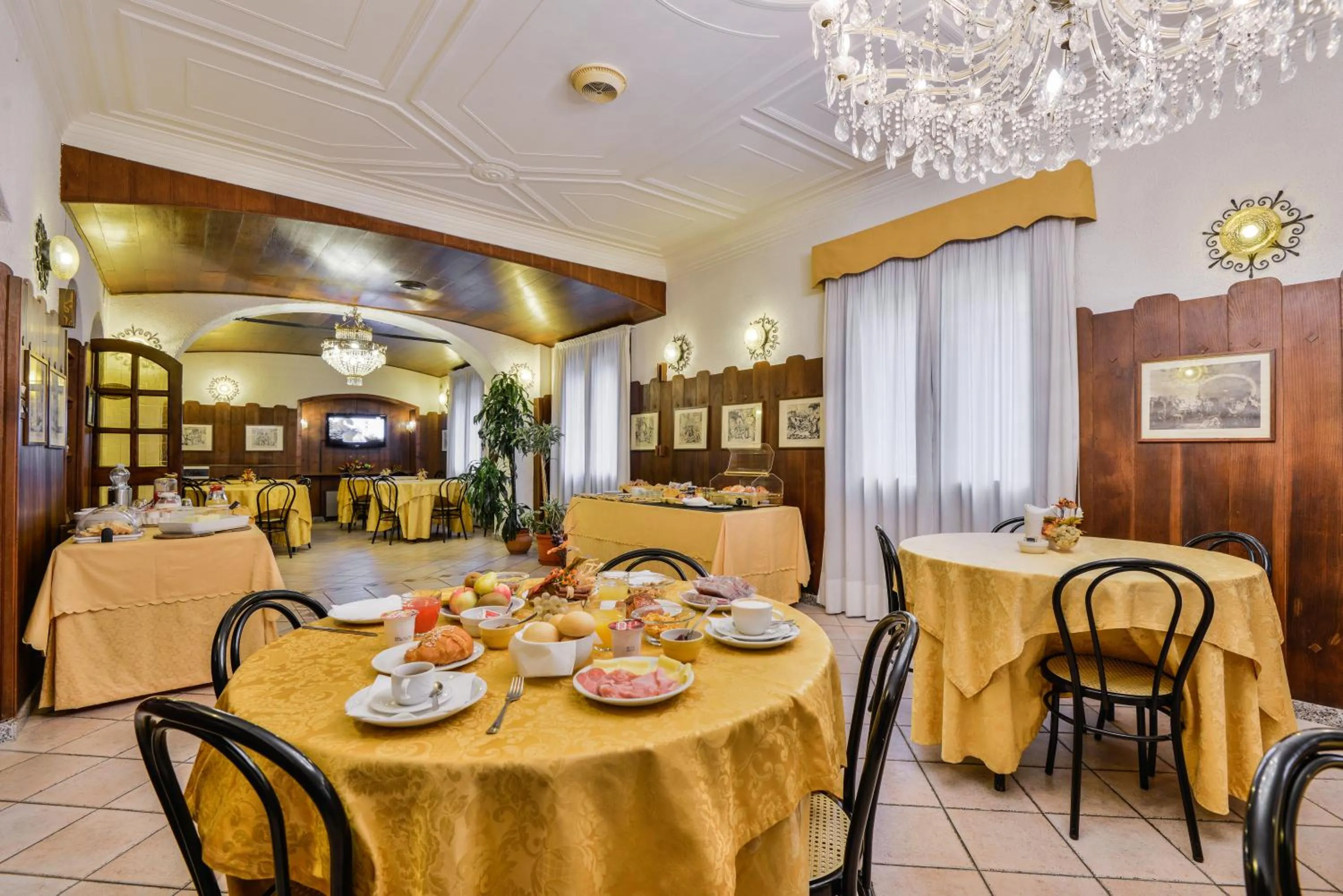 Restaurant/places to eat in Hotel Don Abbondio
